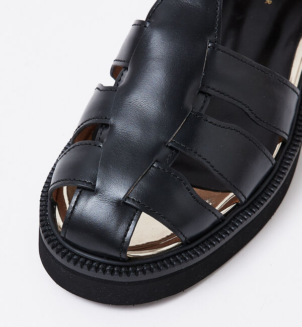 AU BANNISTER「チャームベルトグルカサンダル」|サンダル|