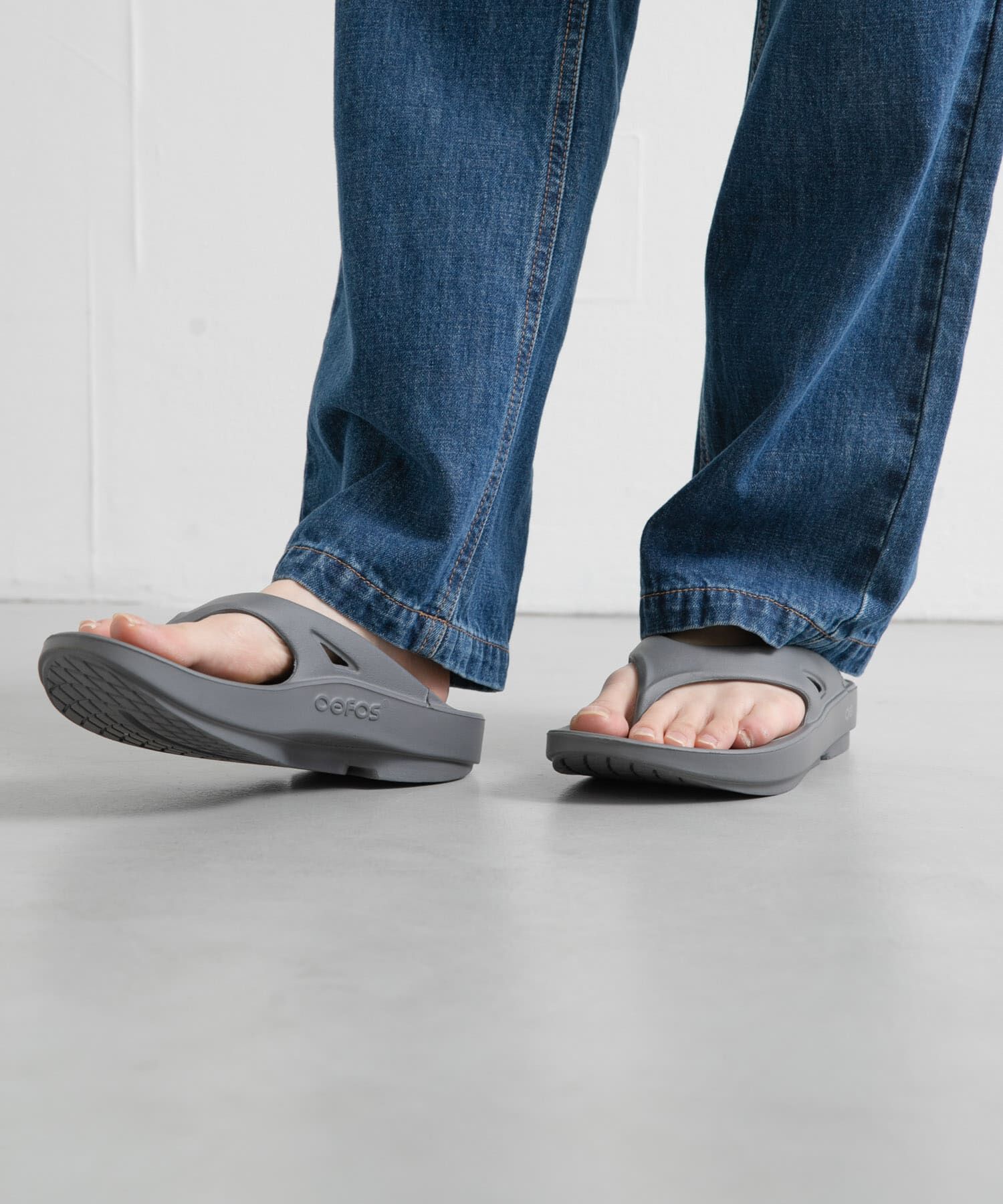 URBAN RESEARCH DOORS「OOFOS　OOriginal」|サンダル|