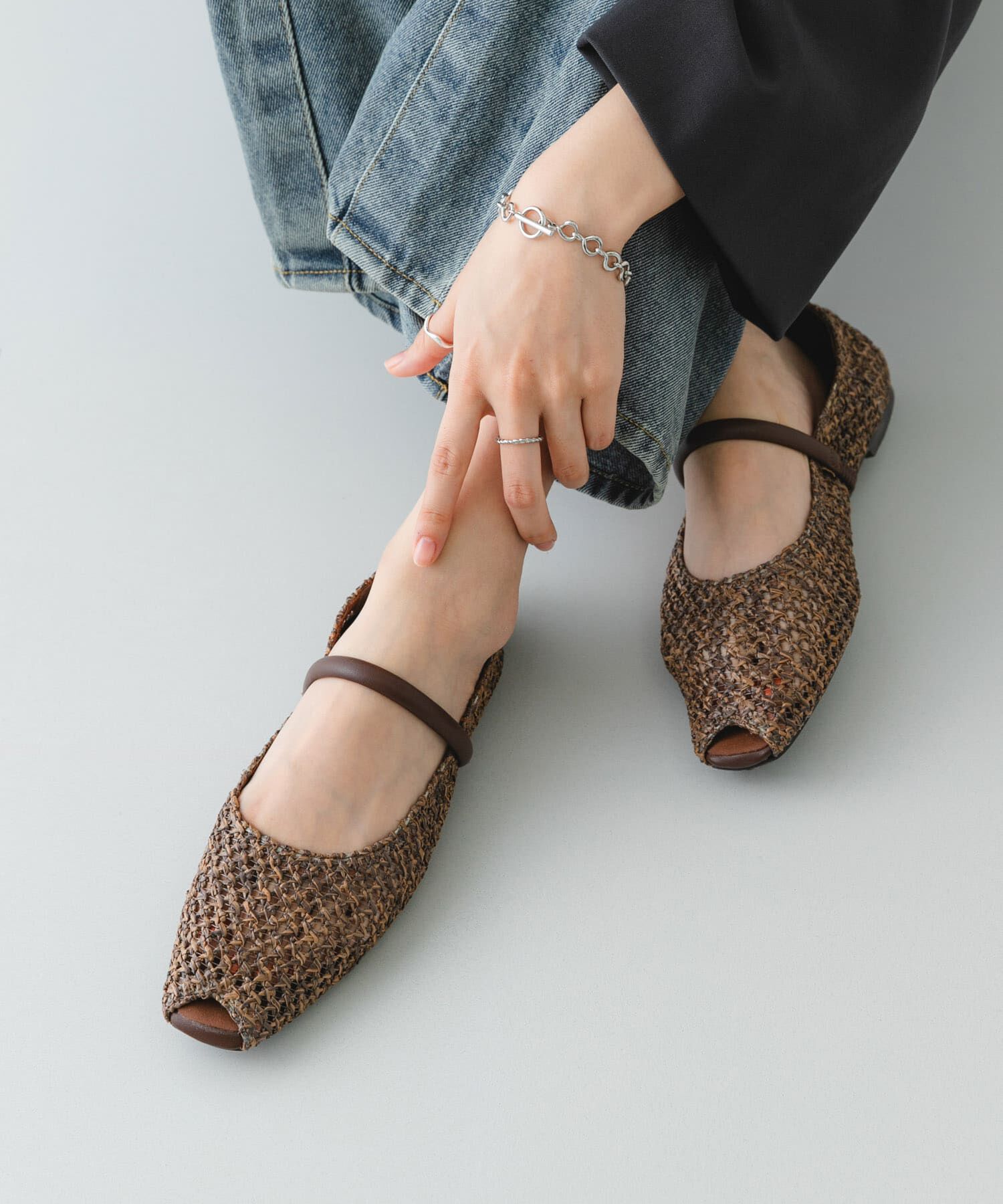 RODE SKO「ピープトゥベルトメッシュフラット」|その他|