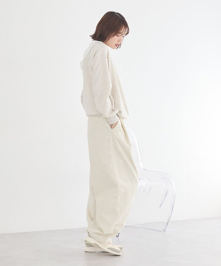 earth music&ecology「フリルオフショルウラケスウェット」|スウェット・ジャージ|