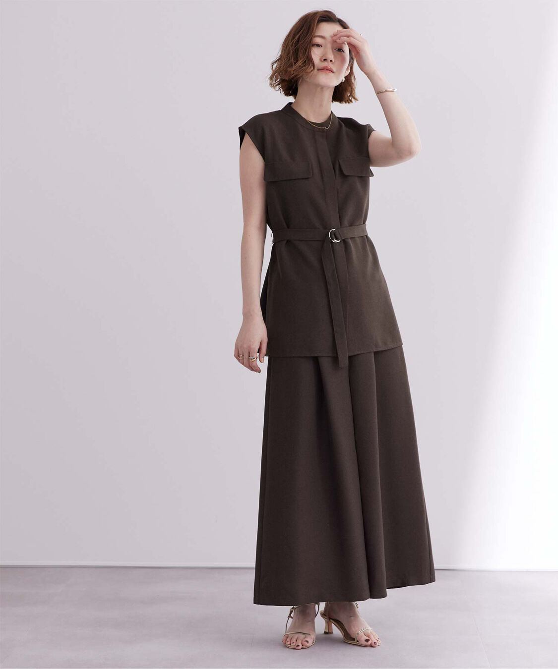 ur's「リネンライクノースリーブトップス」|シャツ・ブラウス|