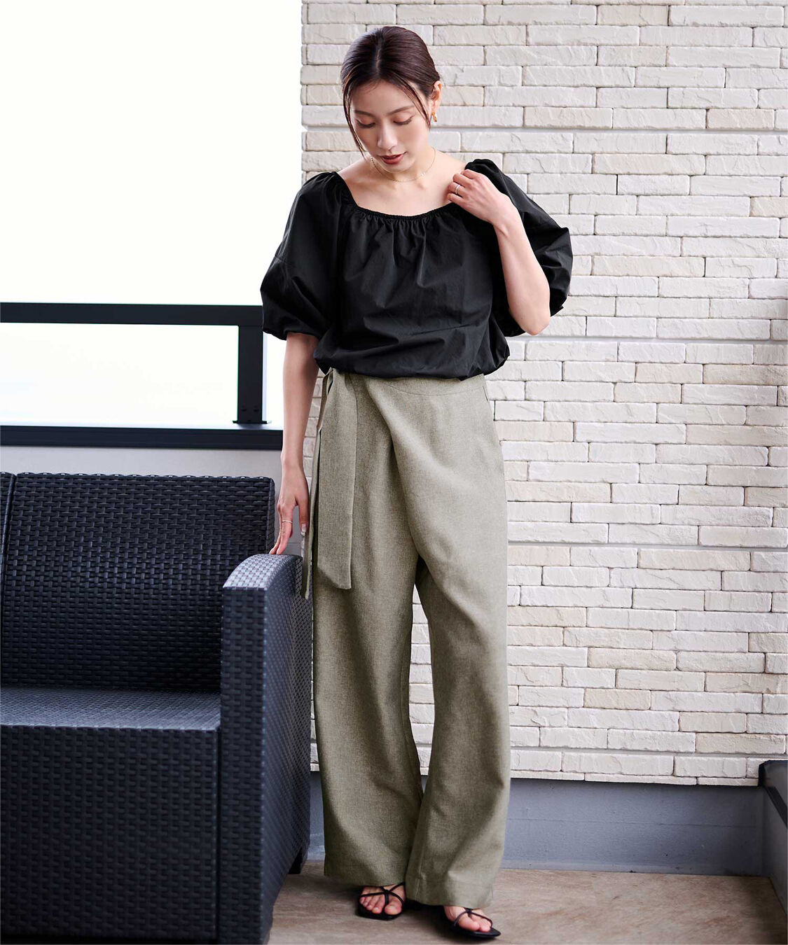 ur's「【黒川翼さんコラボアイテム】撥水オフショルプルオーバー」|シャツ・ブラウス|