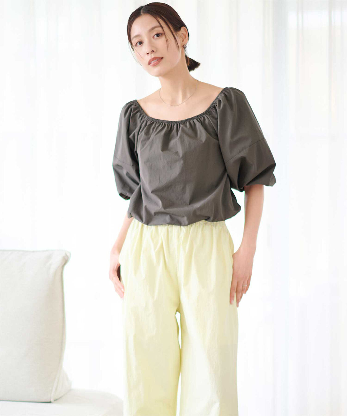 ur's「【黒川翼さんコラボアイテム】撥水オフショルプルオーバー」|シャツ・ブラウス|