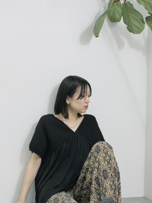 Samansa Mos2 blue「◎【接触冷感】シャーリングVネックプルオーバー」|Tシャツ・カットソー|ブラック