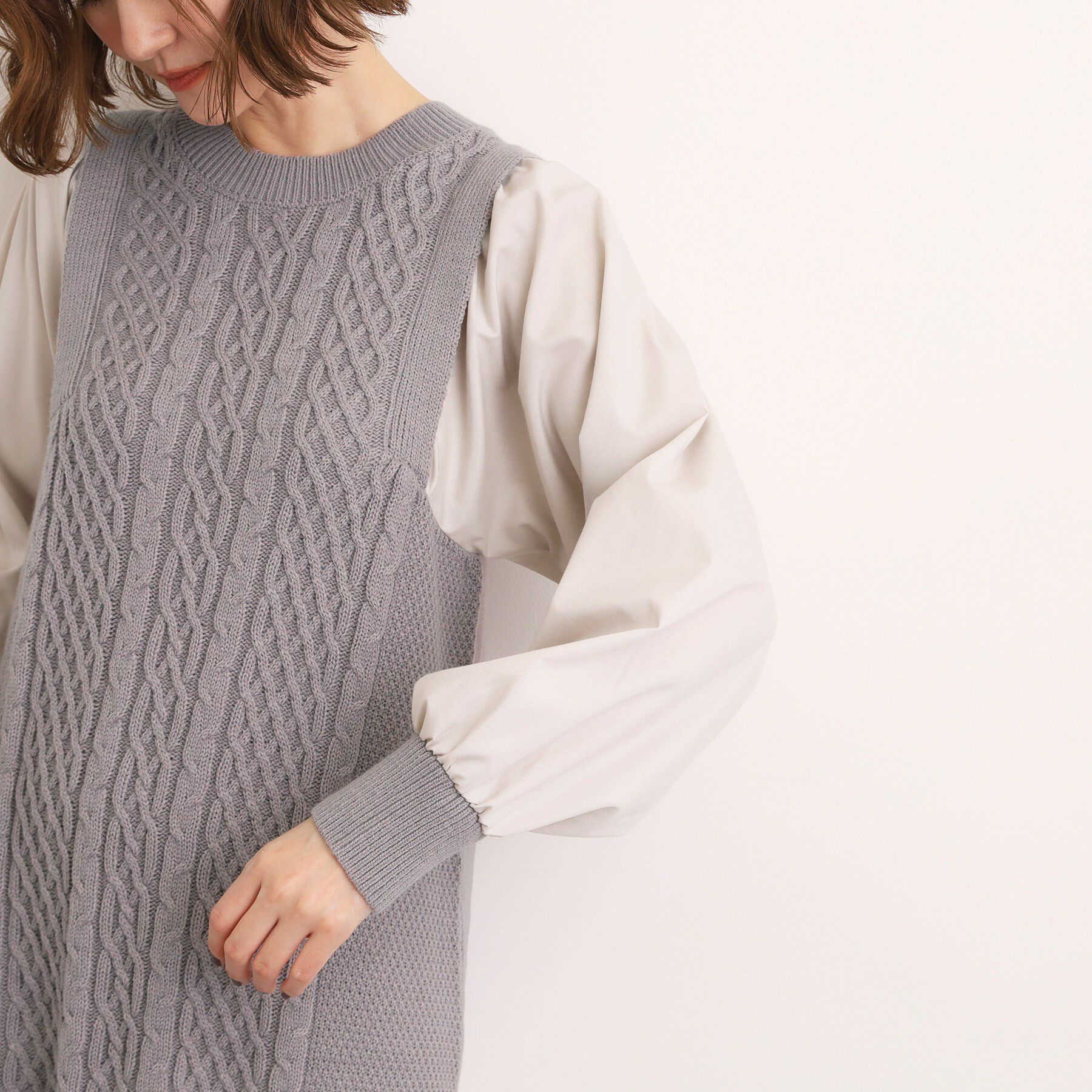 grove「一枚で華やぐ、袖布帛ケーブルニットワンピース」|ワンピース|