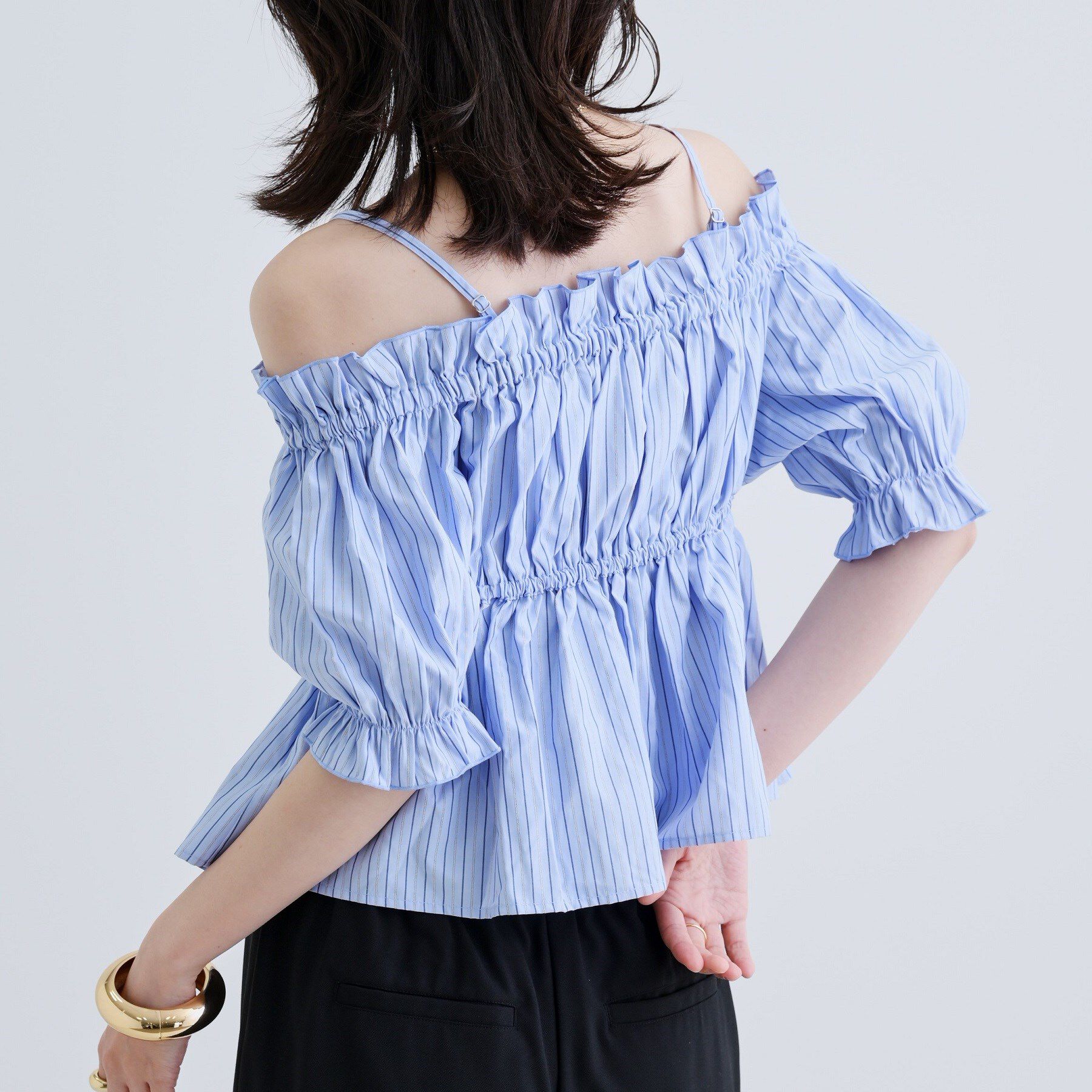 GALLEST「【一部店舗限定】オフショルシャーリングブラウス」|シャツ・ブラウス|