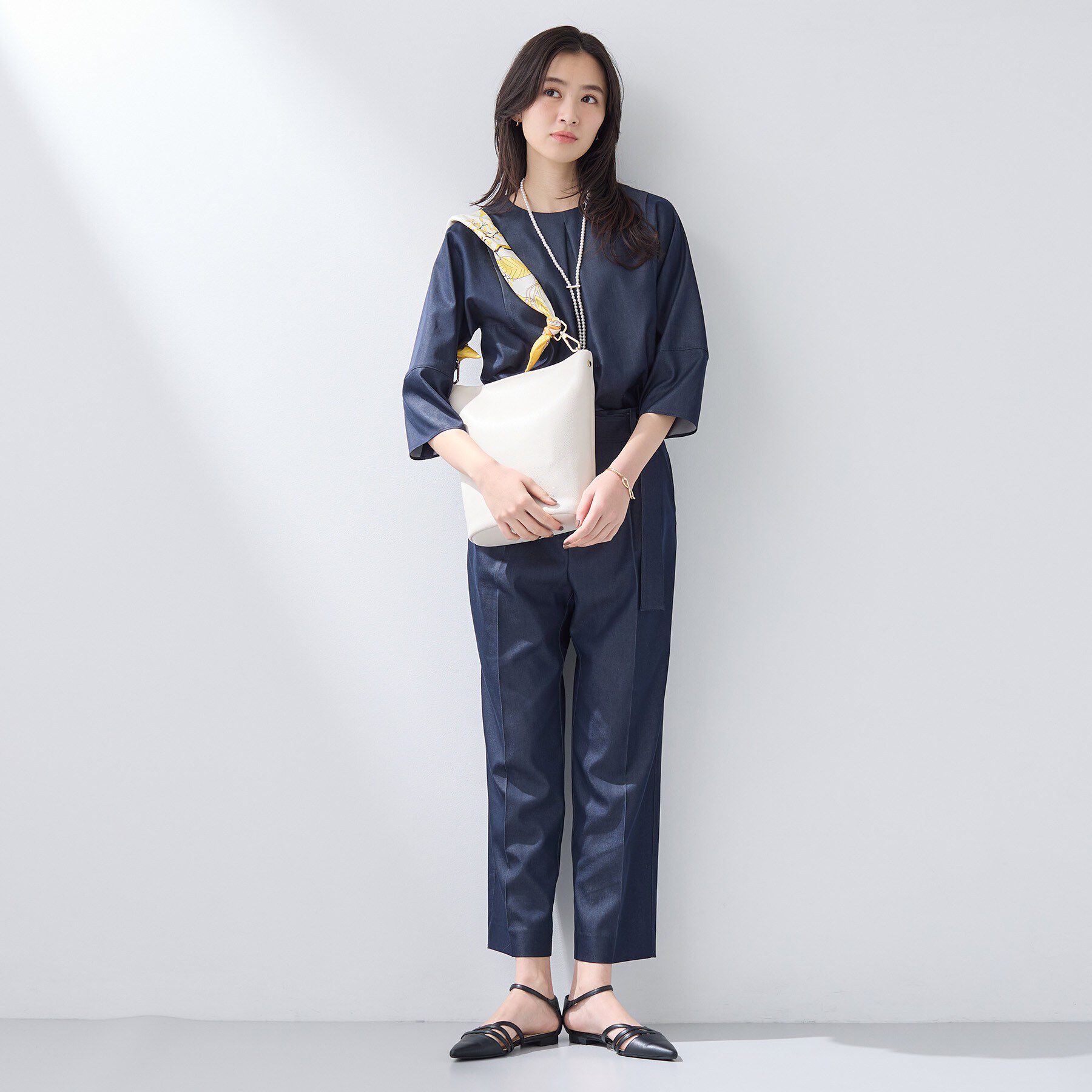 INDIVI「【ハンドル2WAY／A4収納】スカーフハンドル バケツバッグ」|ハンドバッグ|