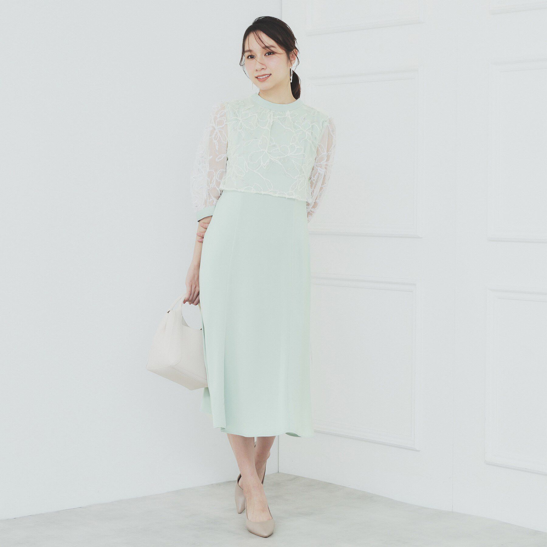 index「フラワーチュールドッキングフレアワンピース【洗濯機洗い可】」|ワンピース|