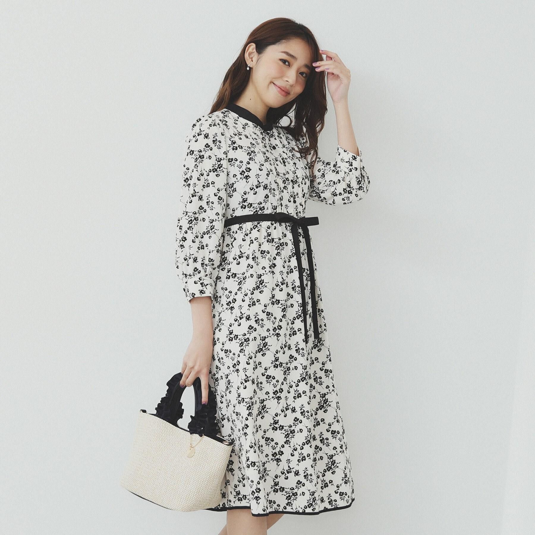 index「ミニフラワープリント バイカラーワンピース【洗濯機洗い可/イージーアイロン/防シワ】」|ワンピース|オフホワイト(103