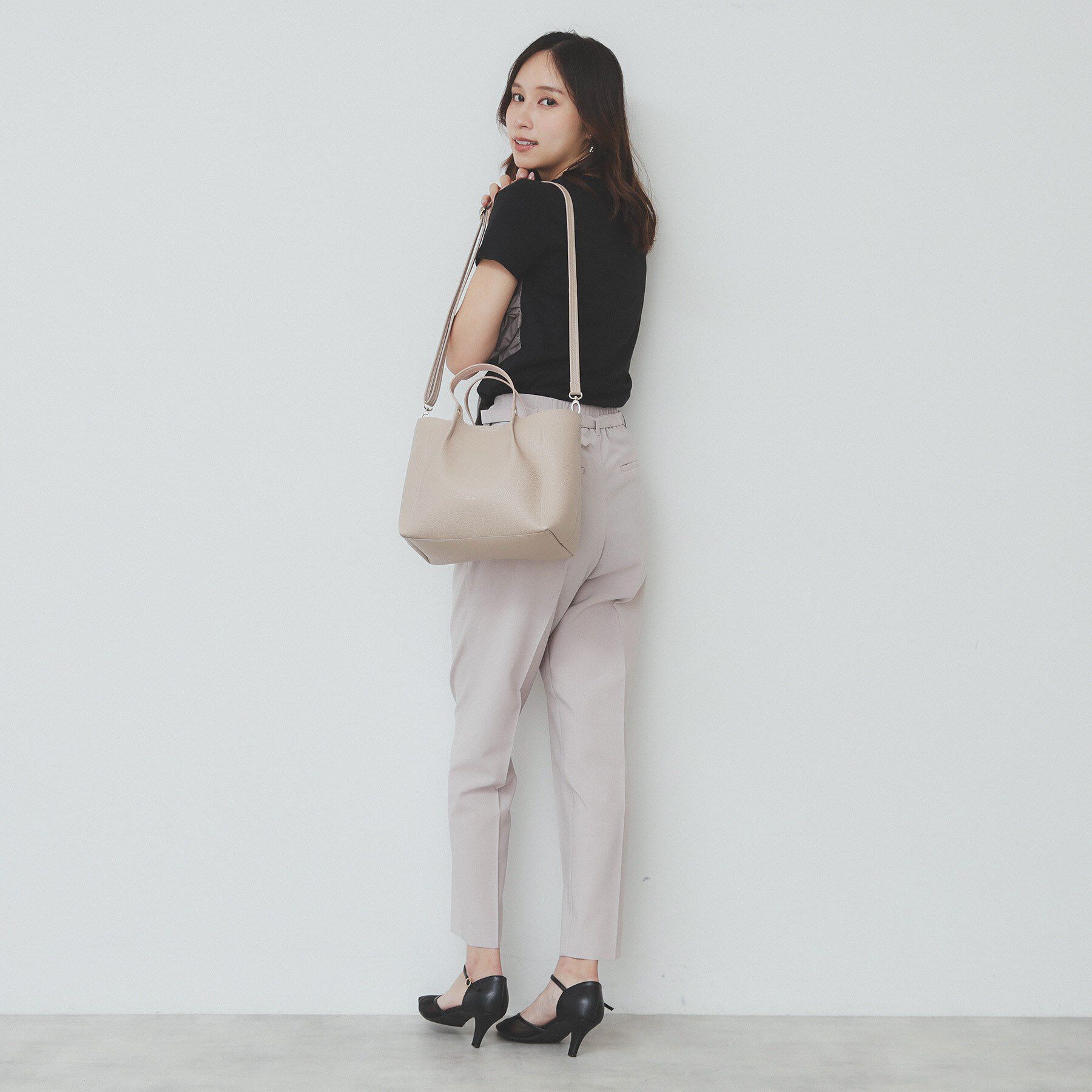 index「【軽量合皮】2WAYミドルサイズトートバッグ」|トートバッグ|