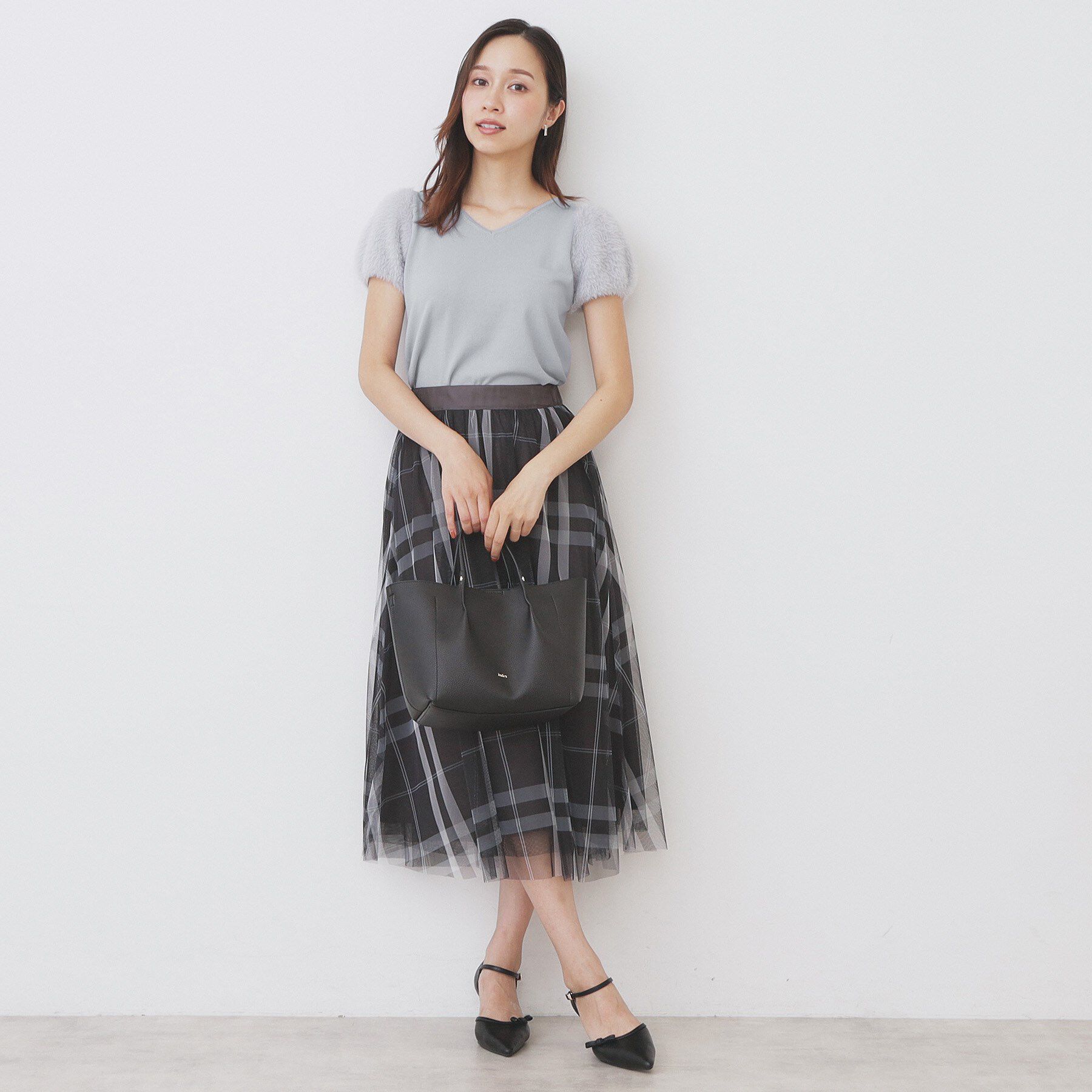 index「《6色展開》フェザーパフスリーブVネックニット【洗濯機洗い可】」|ニット・セーター|