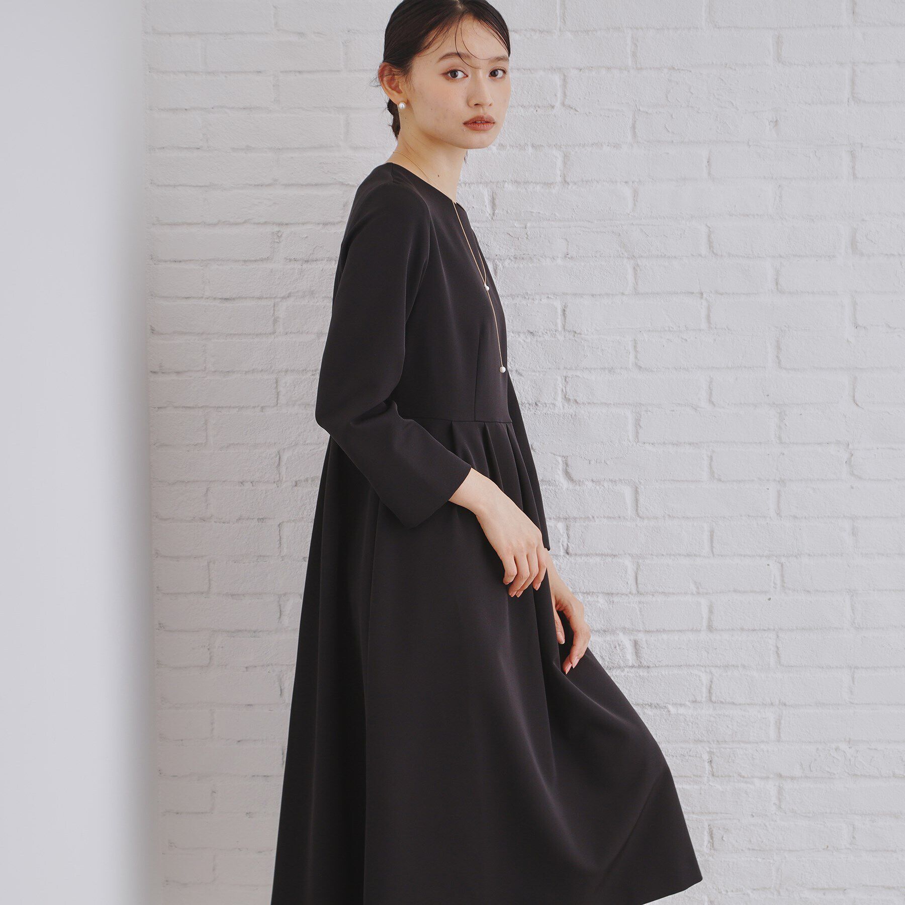 OPAQUE.CLIP「《通勤/セットアップ対応》タックフレアワンピース/ダブルクロス【洗濯機洗い可】」|ワンピース|