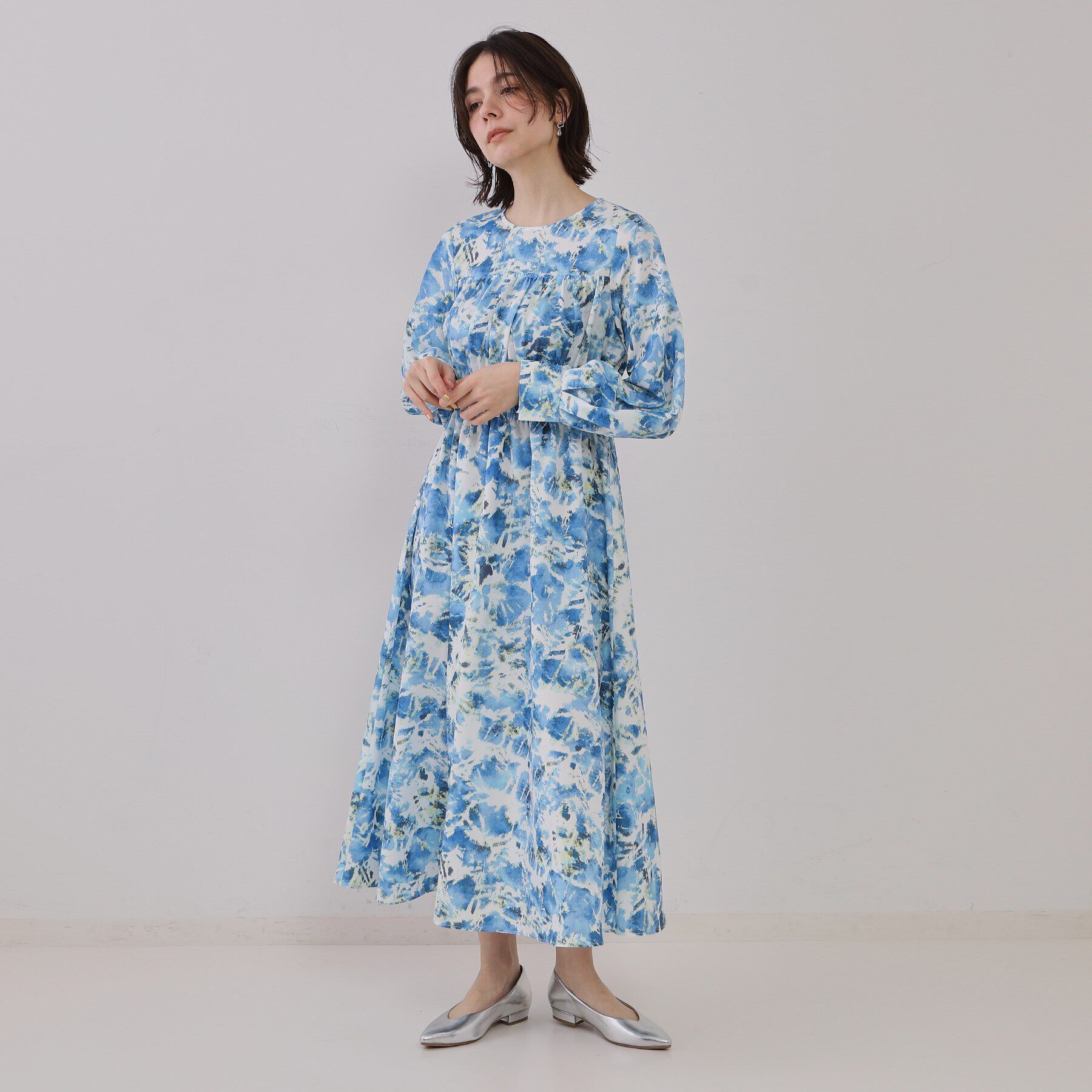 OPAQUE.CLIP「ぼかしフラワープリントワンピース【洗濯機洗い可】」|ワンピース|