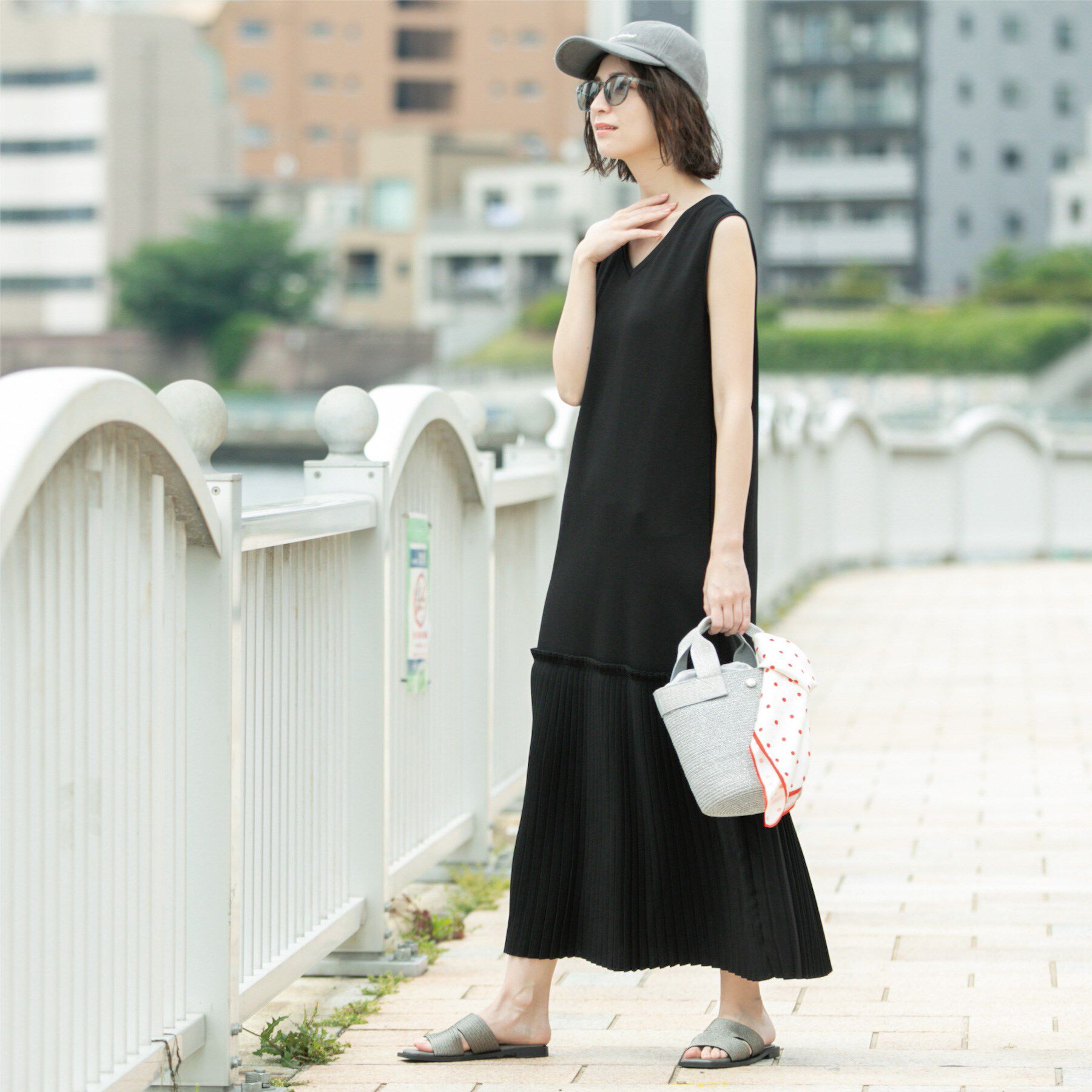 OPAQUE.CLIP「プリーツ切替ノースリーブワンピース【洗濯機洗い可】」|ワンピース|