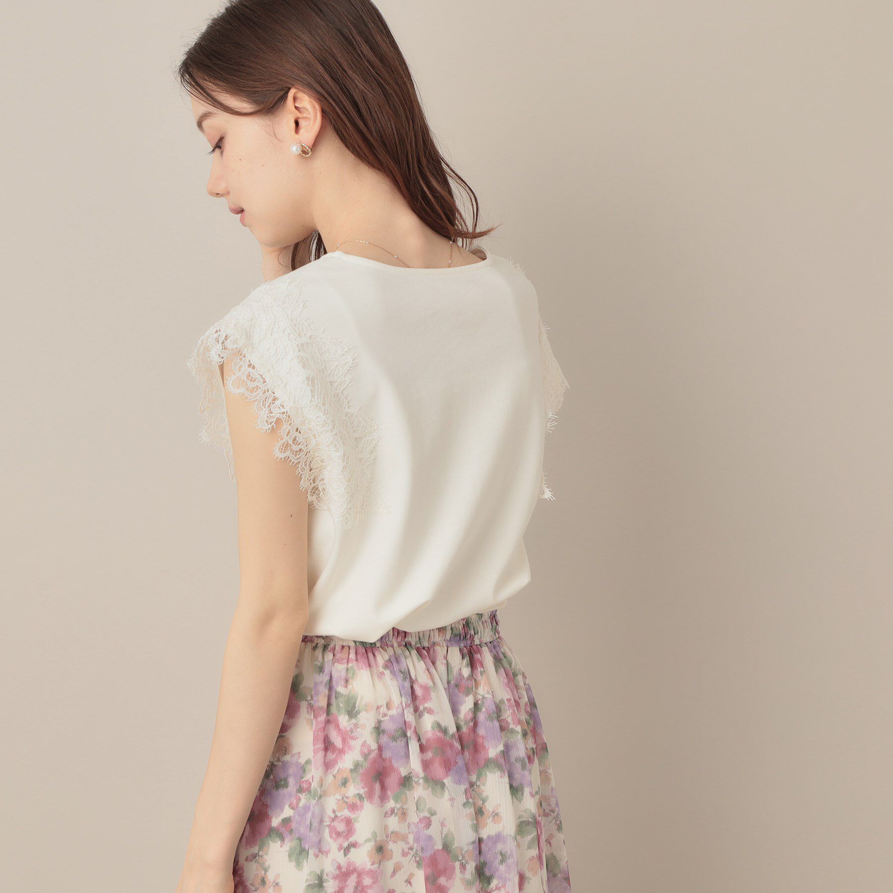 Couture broach「【マシンウォッシャブル・UVケア・接触冷感】フレンチ肩レースカットソー」|Tシャツ・カットソー|