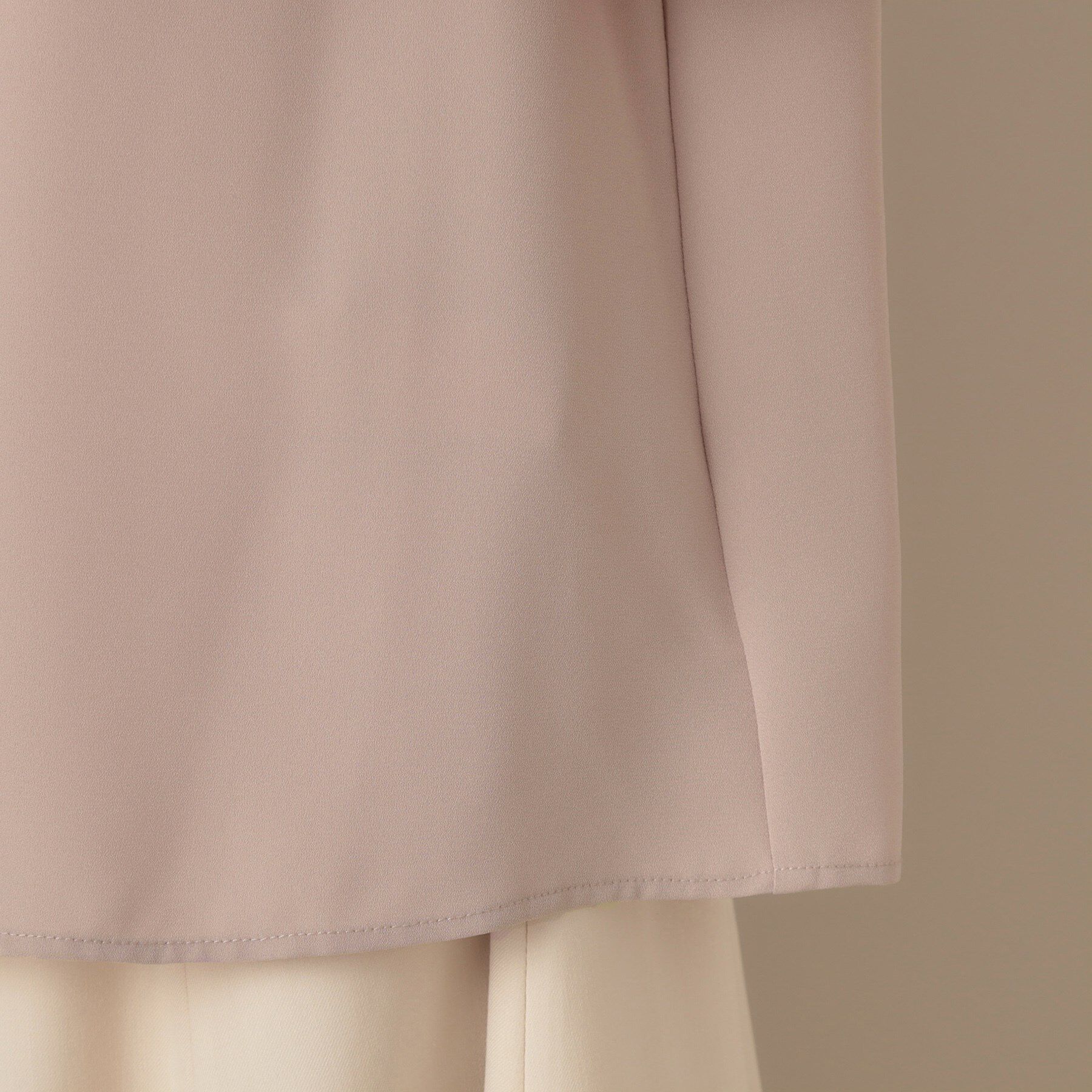 Couture broach「【フェミニン・通勤】タイ付きピコフリルブラウス」|シャツ・ブラウス|