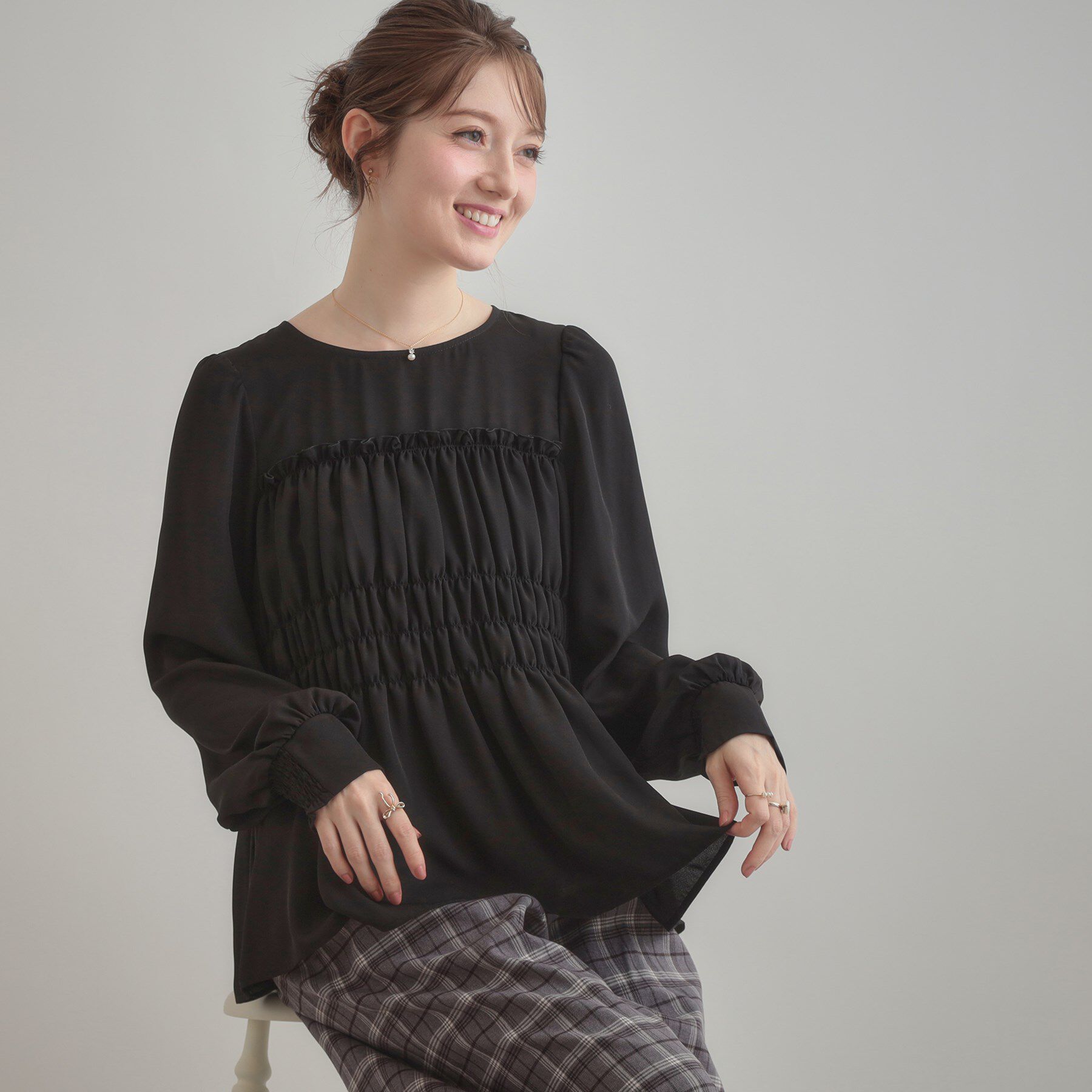 Couture broach「【マシンウォッシャブル・きれいめ・通勤】シャーリングチュニックブラウス」|シャツ・ブラウス|