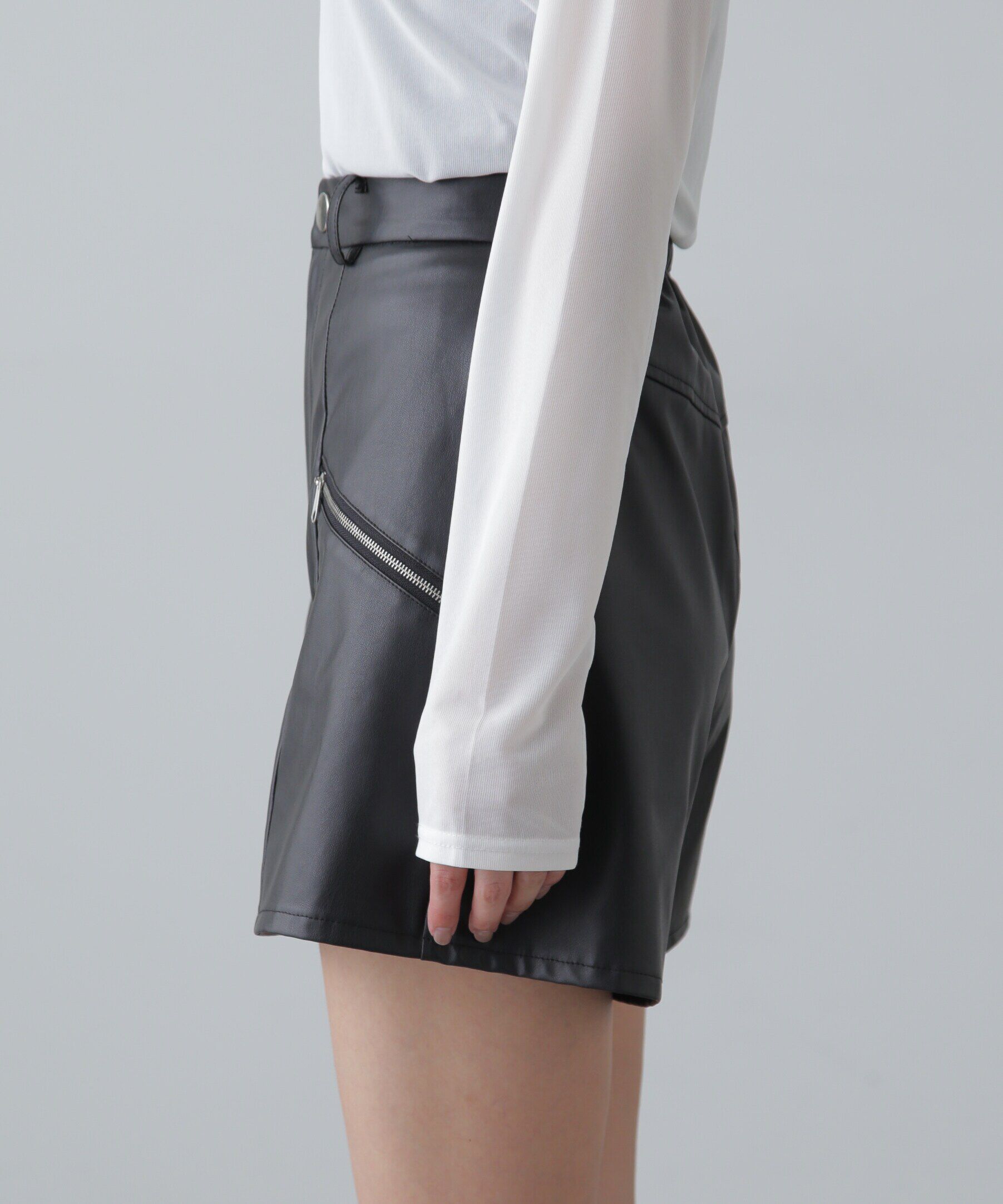  「合皮ショートパンツ」|その他|