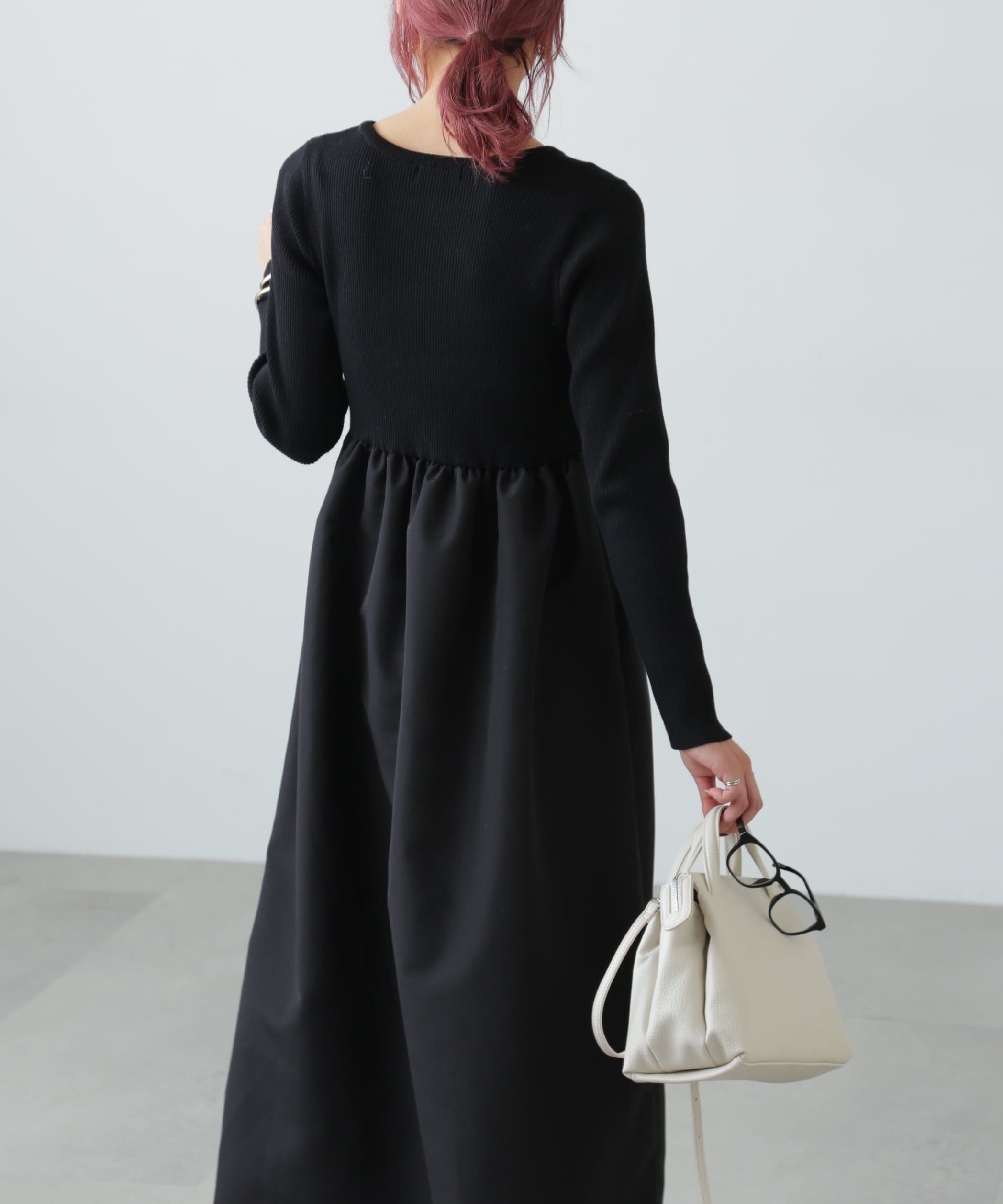  「布帛ドッキングクルーネックワンピース」|ワンピース|
