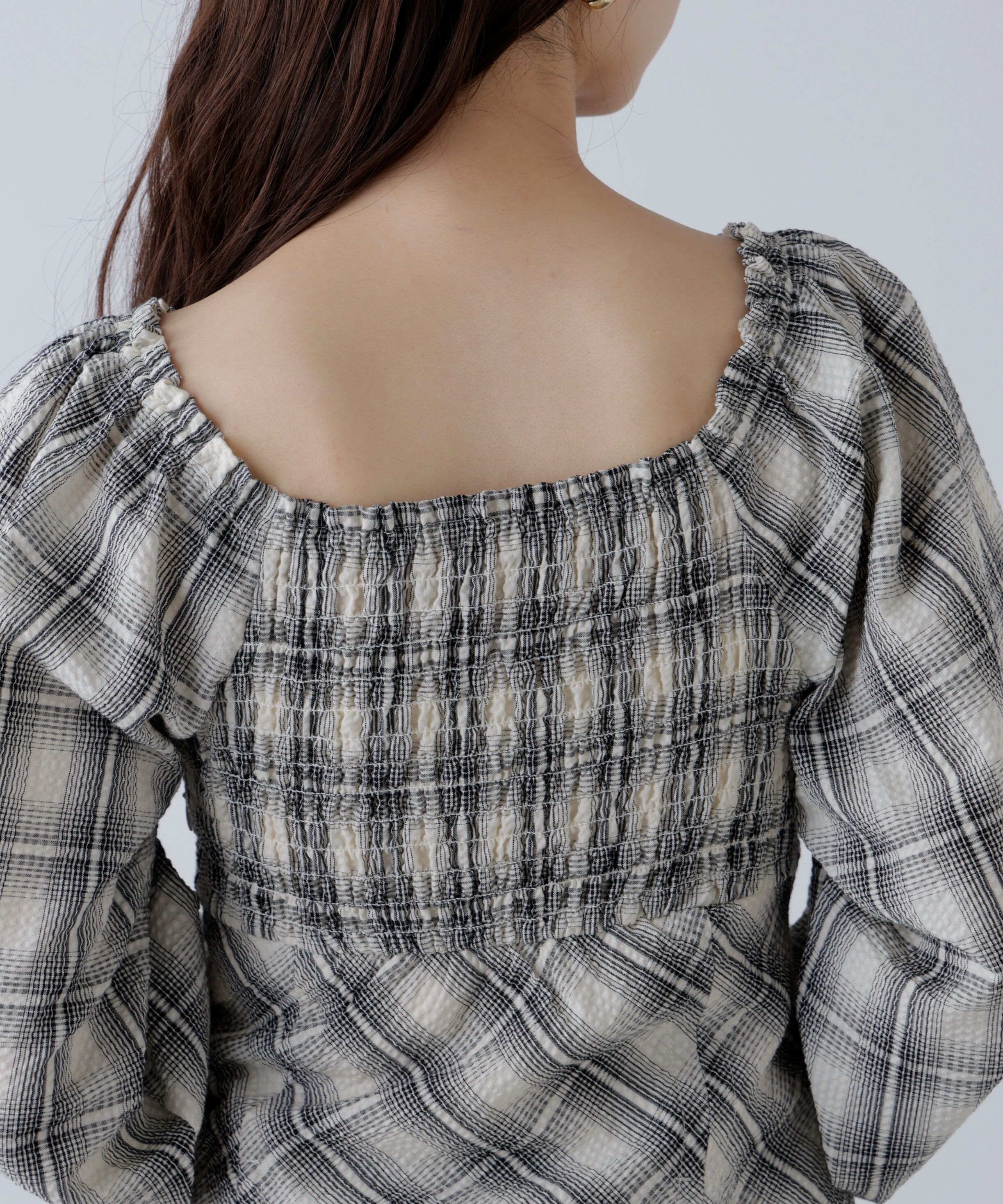  「シャーリングドロストリボンチェックミニワンピース」|ワンピース|