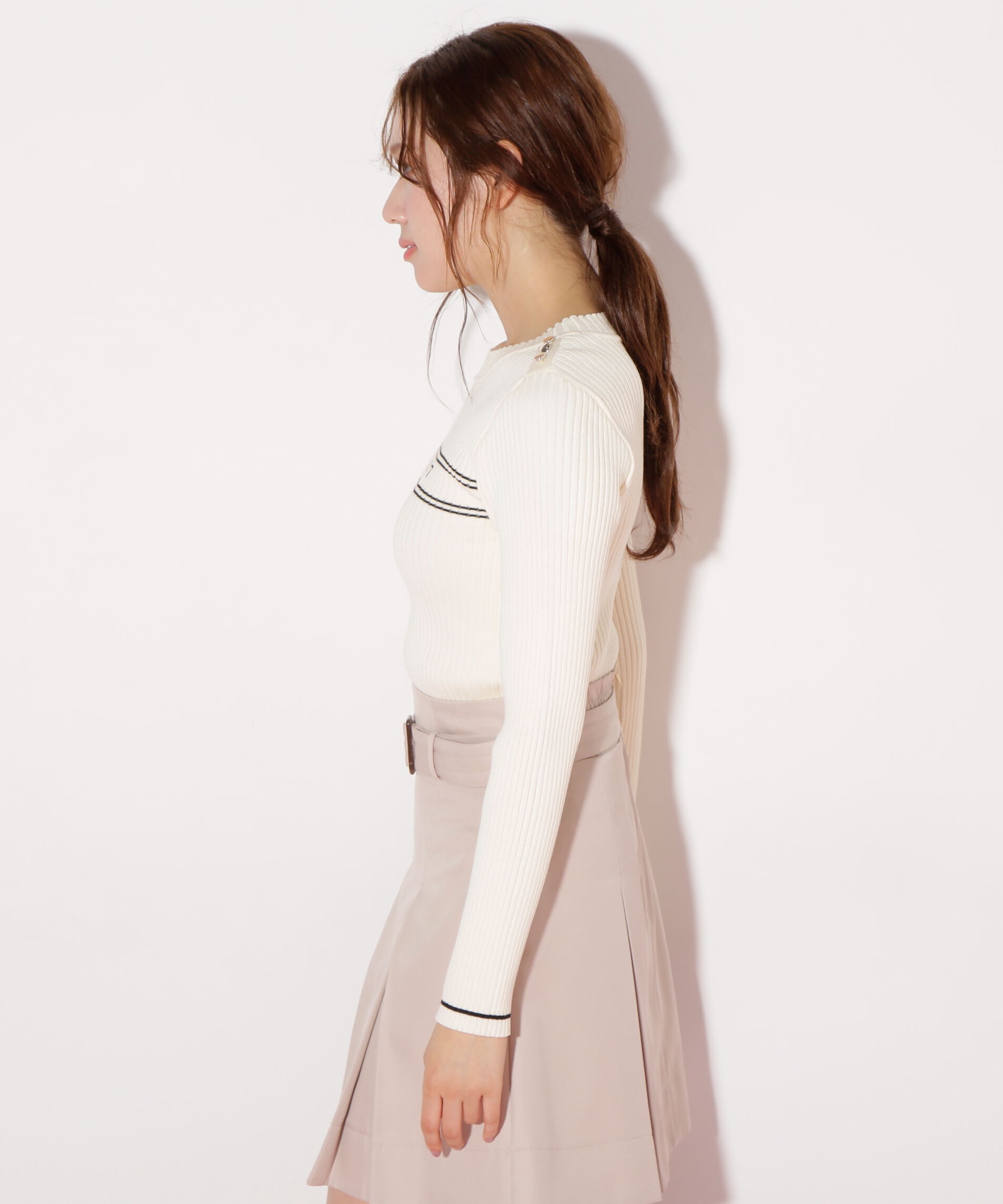  「コンパクト配色ロゴニット」|ニット・セーター|