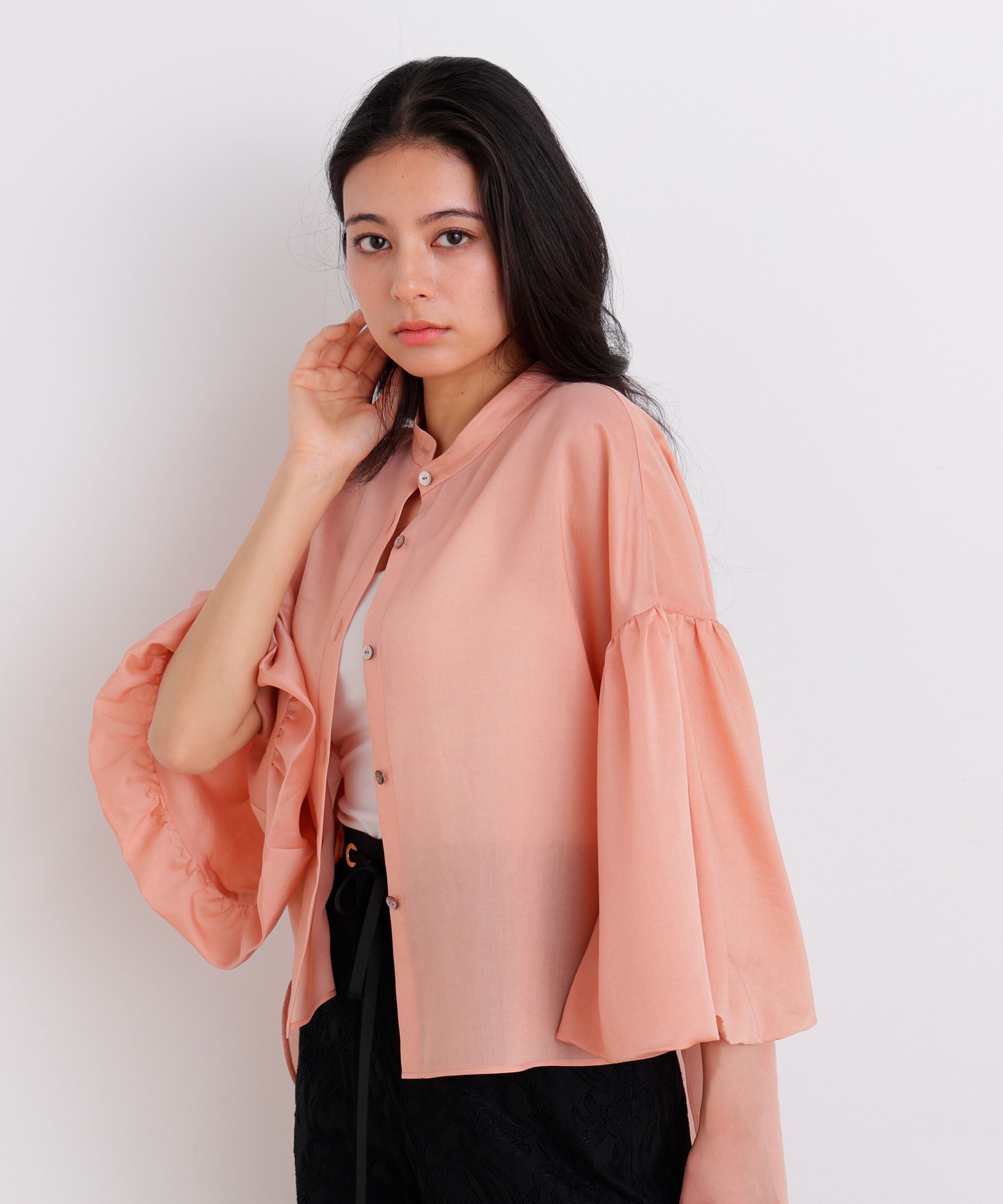  「［美香さん着用］ギャザーバルーンスリーブブラウス」|シャツ・ブラウス|