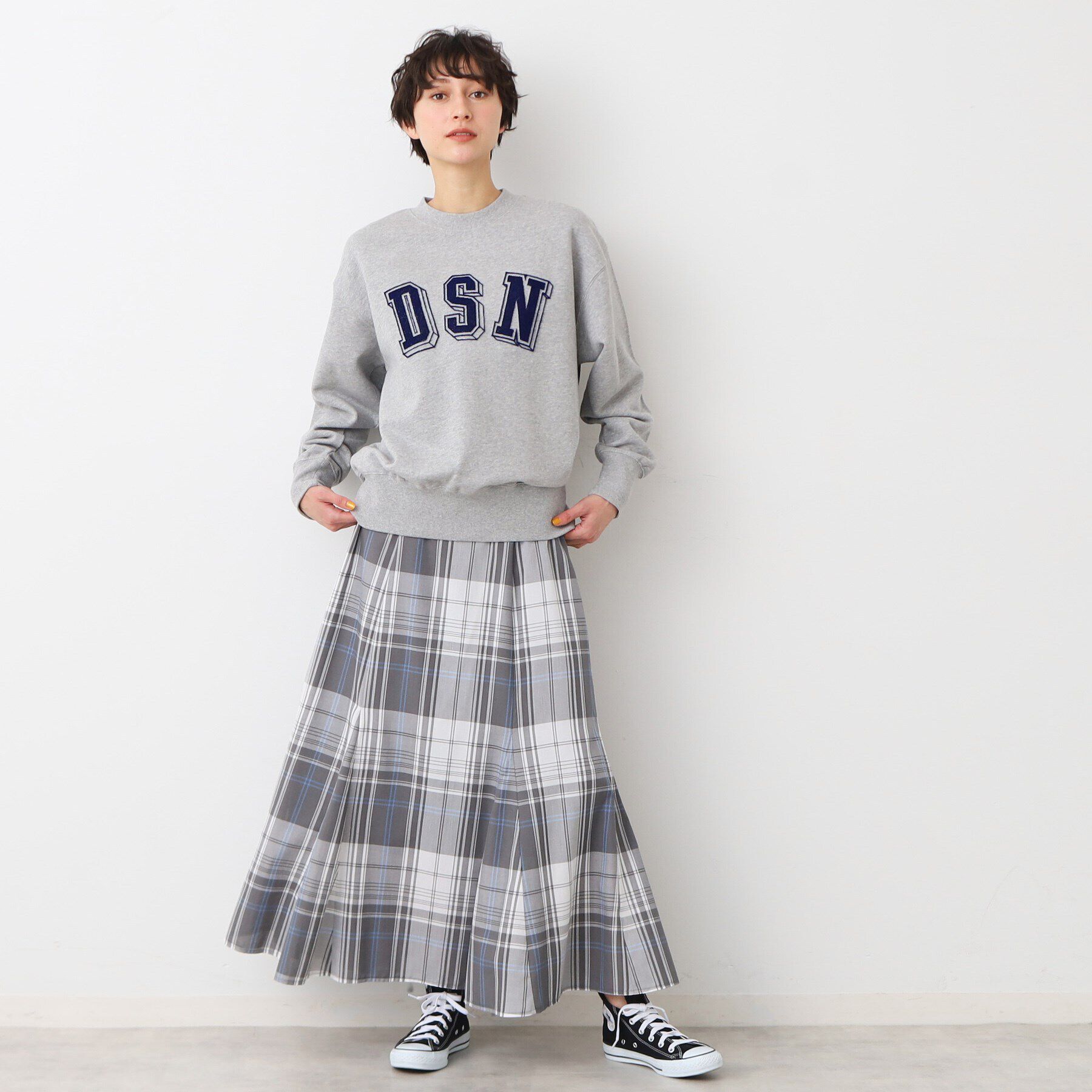 Dessin「【ユニセックス・洗える・セットアップ可能】タフティングロゴスウェット」|パーカー|