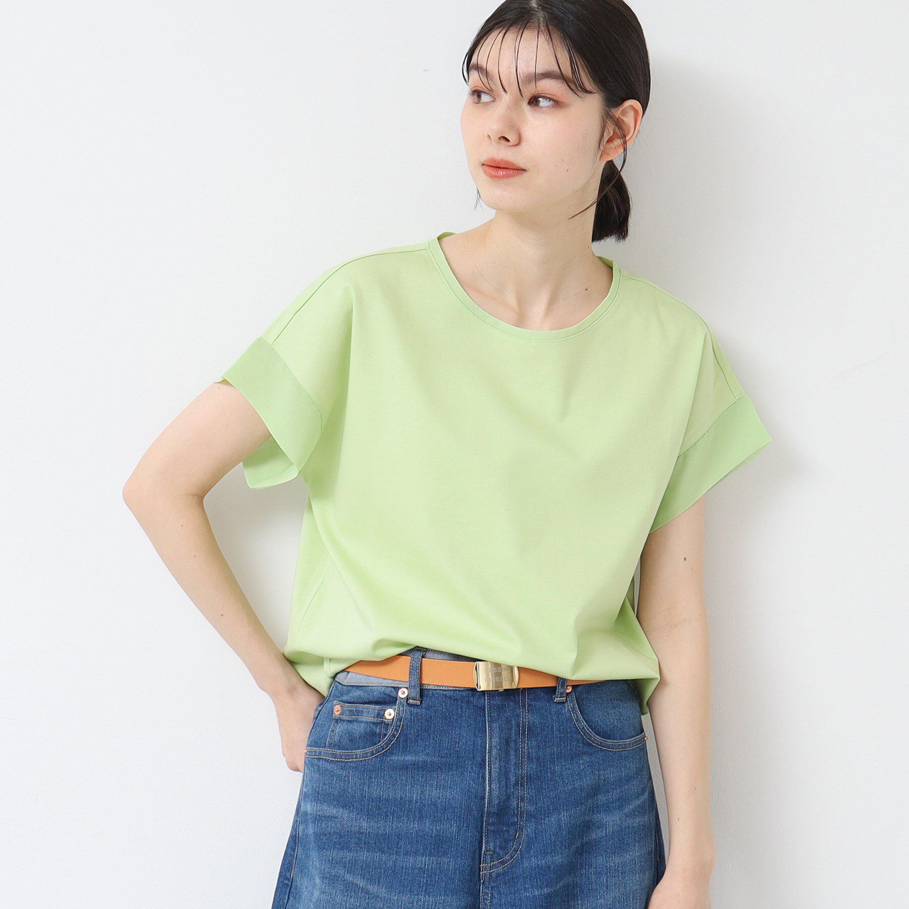 Dessin「【シリーズ累計8万枚！選べる5サイズ/6色展開/洗える】美光沢カットソー【オンにもオフにもちょうどい」|Tシャツ・カットソー|