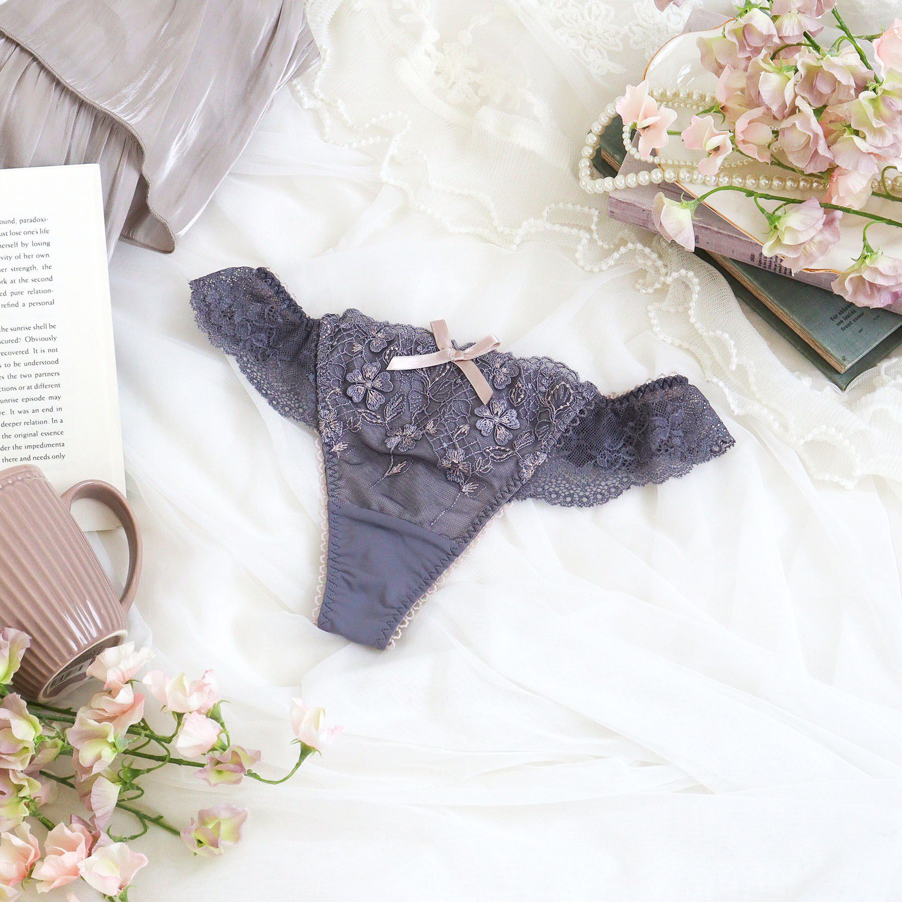 Risa Magli「ドーラ Tバック」|インナー|グレー(012)