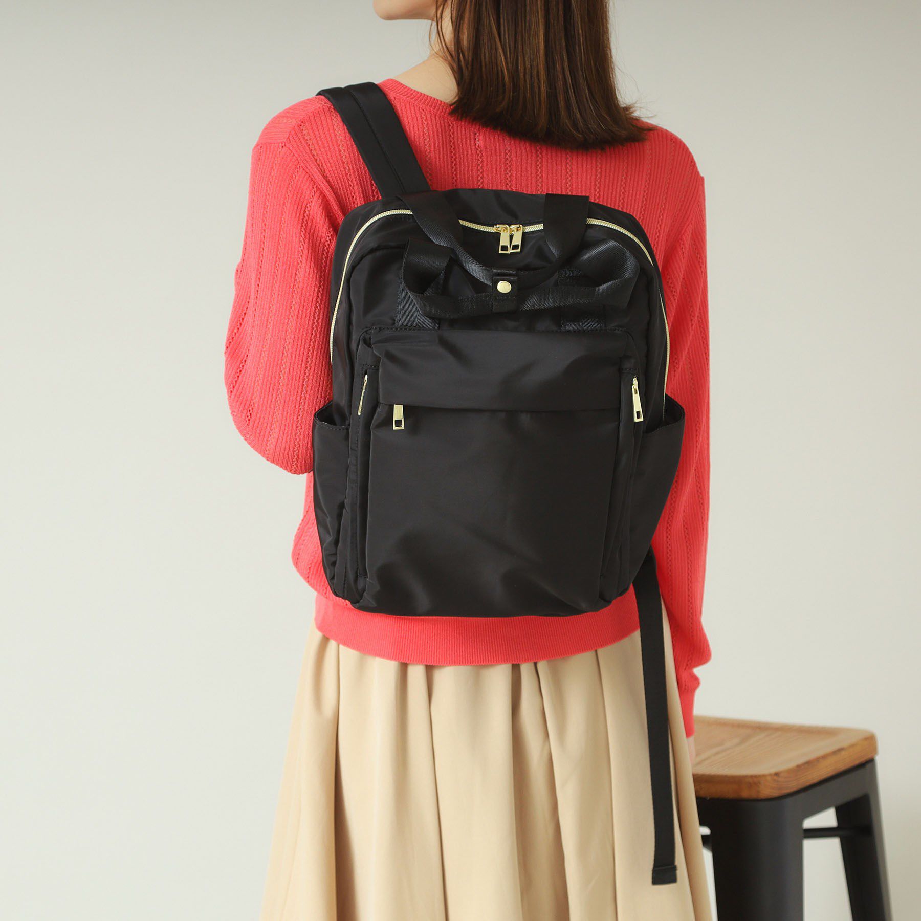 ITS&rsquo;DEMO「【A4・PC対応／10ポケット】収納アドバイザーボックスリュック」|リュック|ブラック(019)