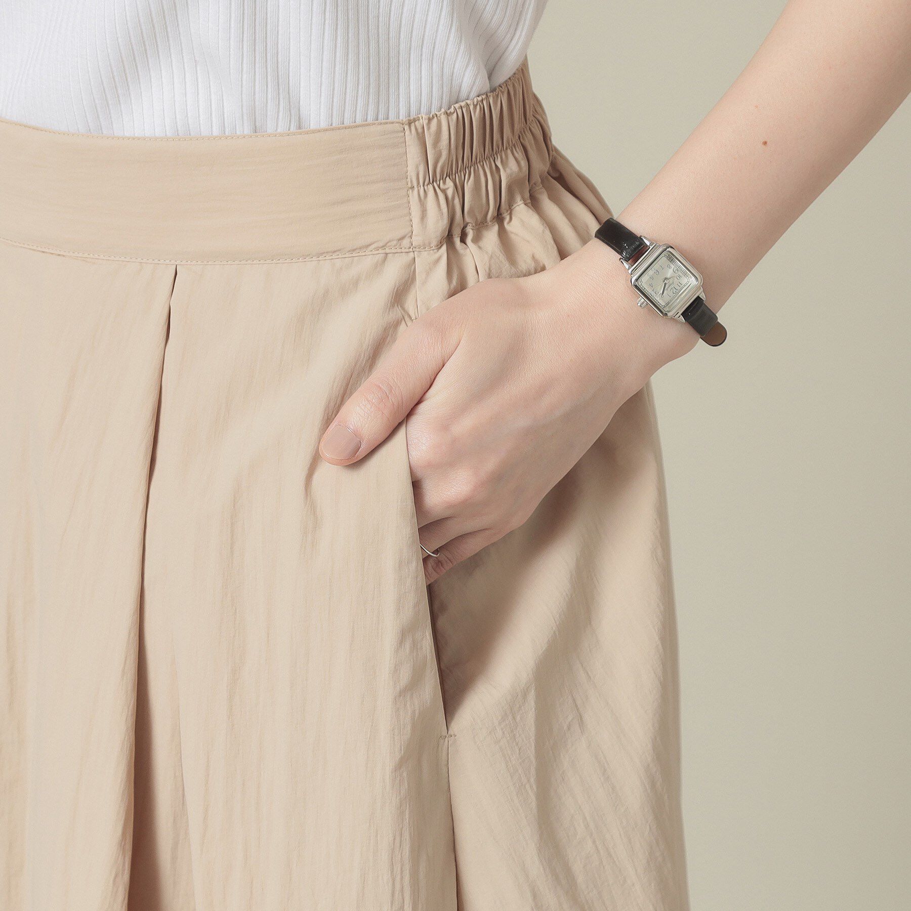 ITS&rsquo;DEMO「【撥水／洗濯機OK／ウエスト後ろゴム】タックスカート＜旅服シリーズ＞」|スカート|