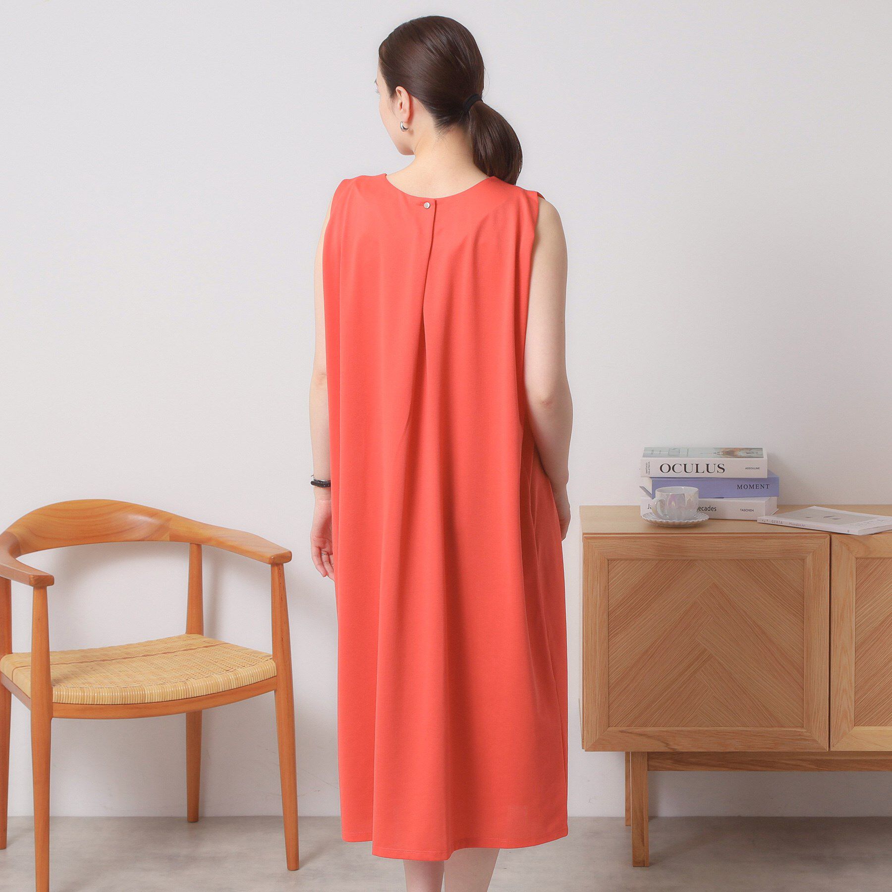 ITS&rsquo;DEMO「【清涼感／吸水速乾／洗濯機OK／洗濯後しわになりにくい】カットミラノタックワンピース」|ワンピース|