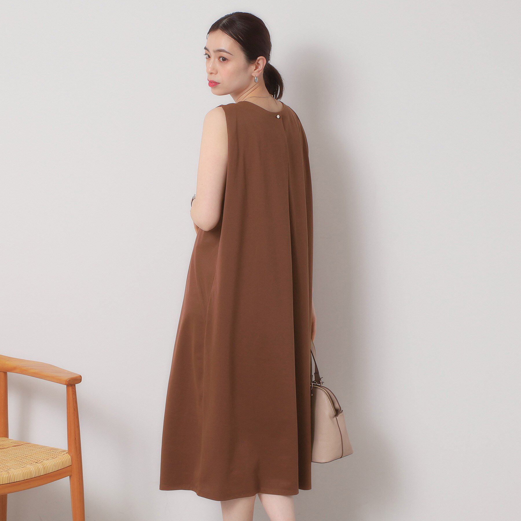 ITS&rsquo;DEMO「【清涼感／吸水速乾／洗濯機OK／洗濯後しわになりにくい】カットミラノタックワンピース」|ワンピース|