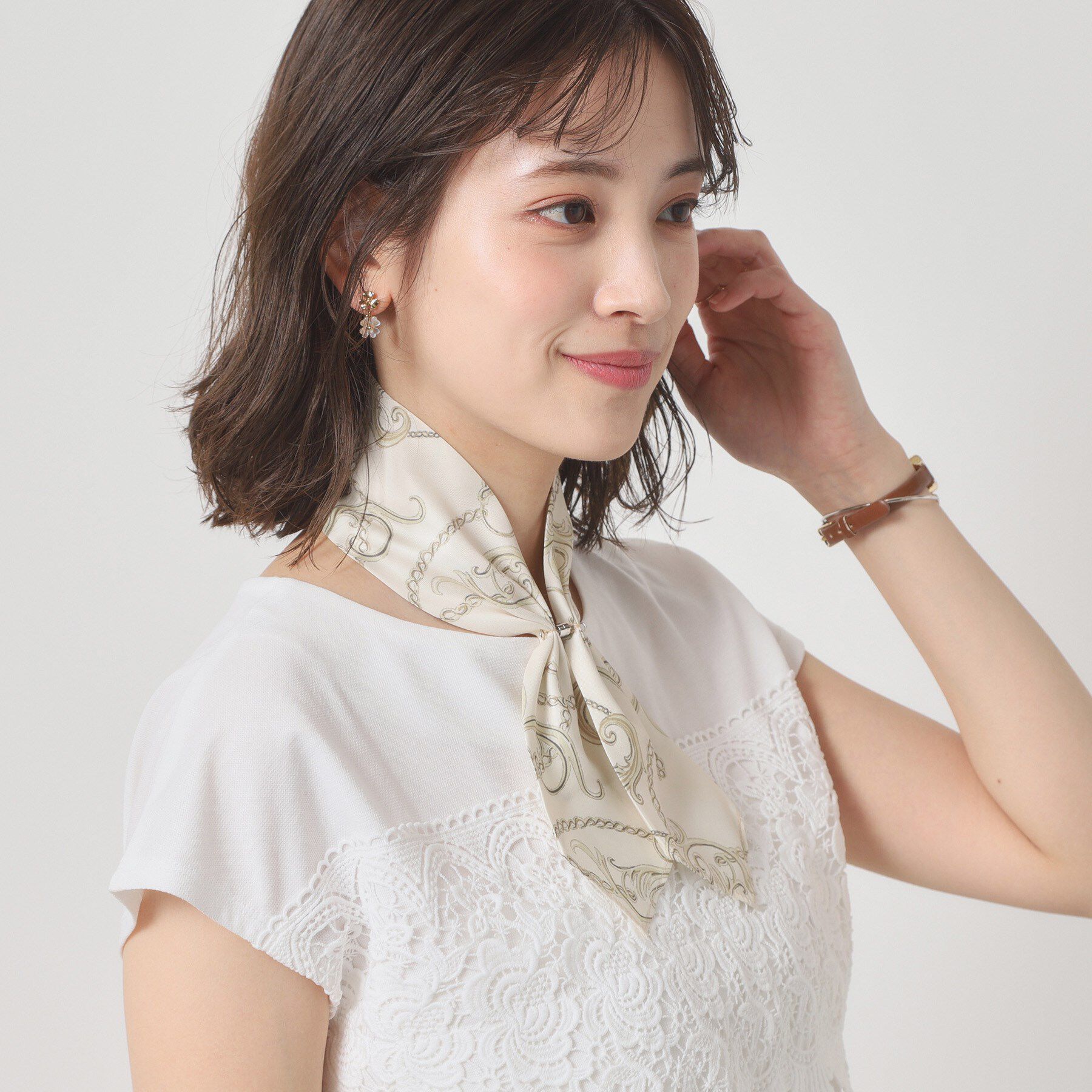 ITS&rsquo;DEMO「【簡単着脱／手洗い可】パール調付マグネットスカーフ」|バンダナ・スカーフ|