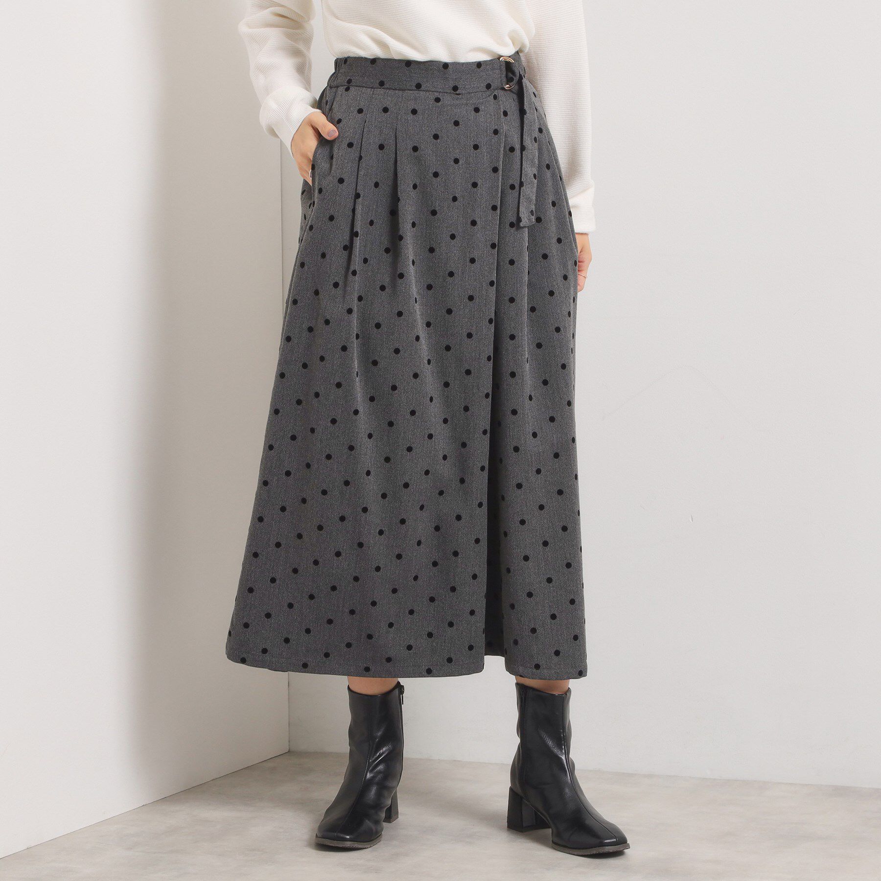 ITS&rsquo;DEMO「【手洗い可／ウエストゴム】ヘリンボーンスカンツ」|その他|チャコールグレー(1