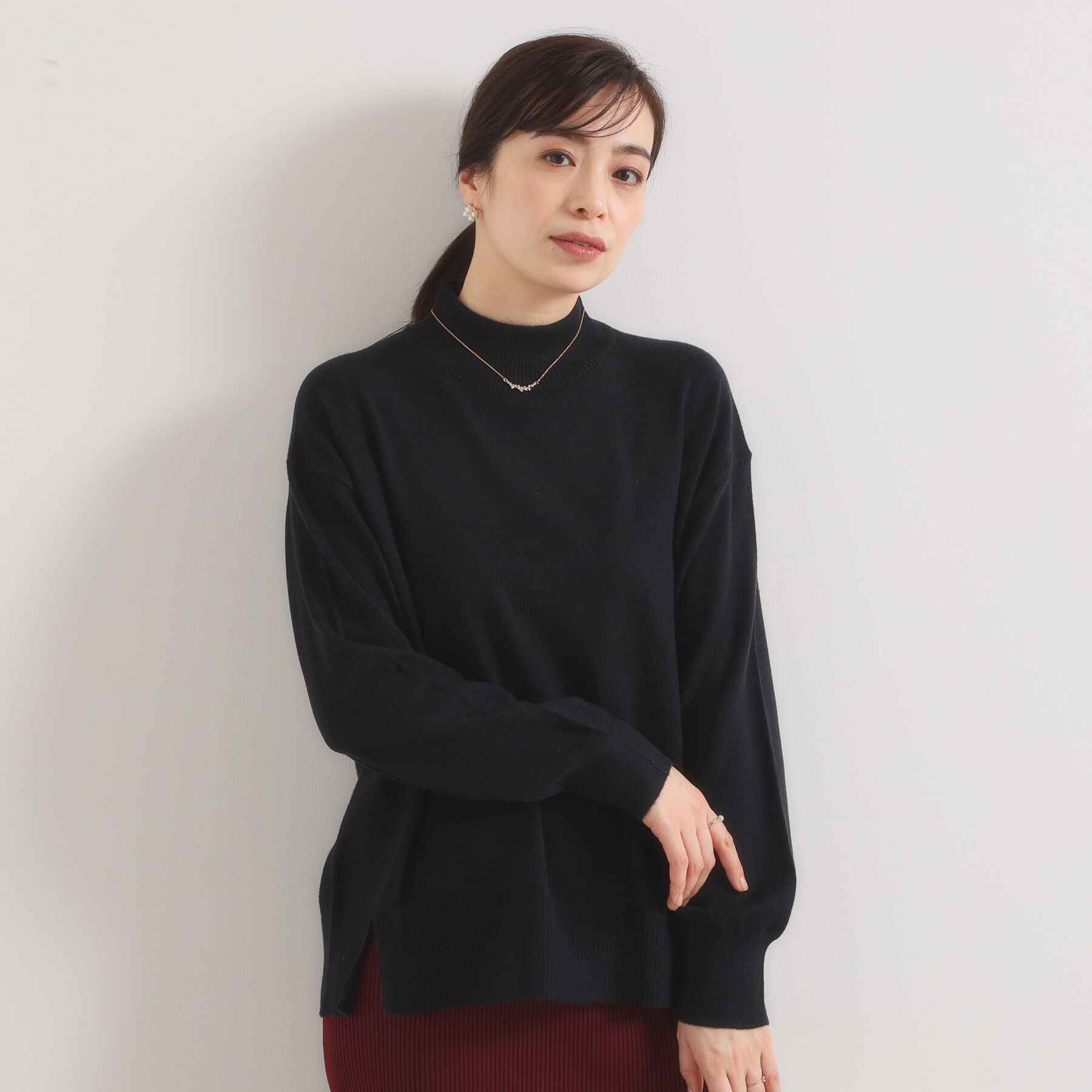 ITS&rsquo;DEMO「【静電気防止／手洗い可】クリーミータッチハイネックニット」|ニット・セーター|ブラック(019)