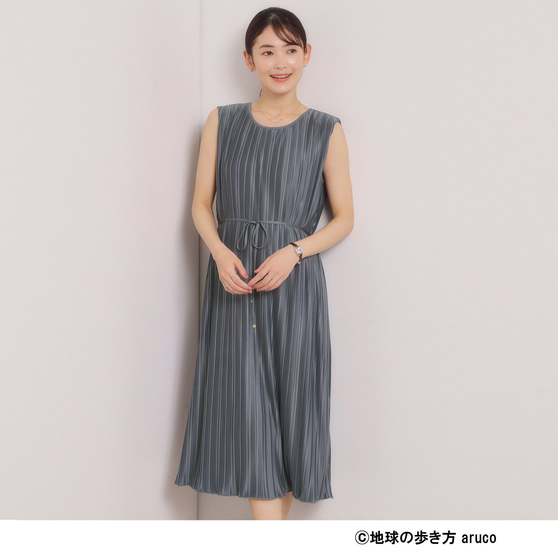 ITS&rsquo;DEMO「【aruco&times;ITS&rsquo;DEMO】プリーツワンピース」|ワンピース|ブルー(092)