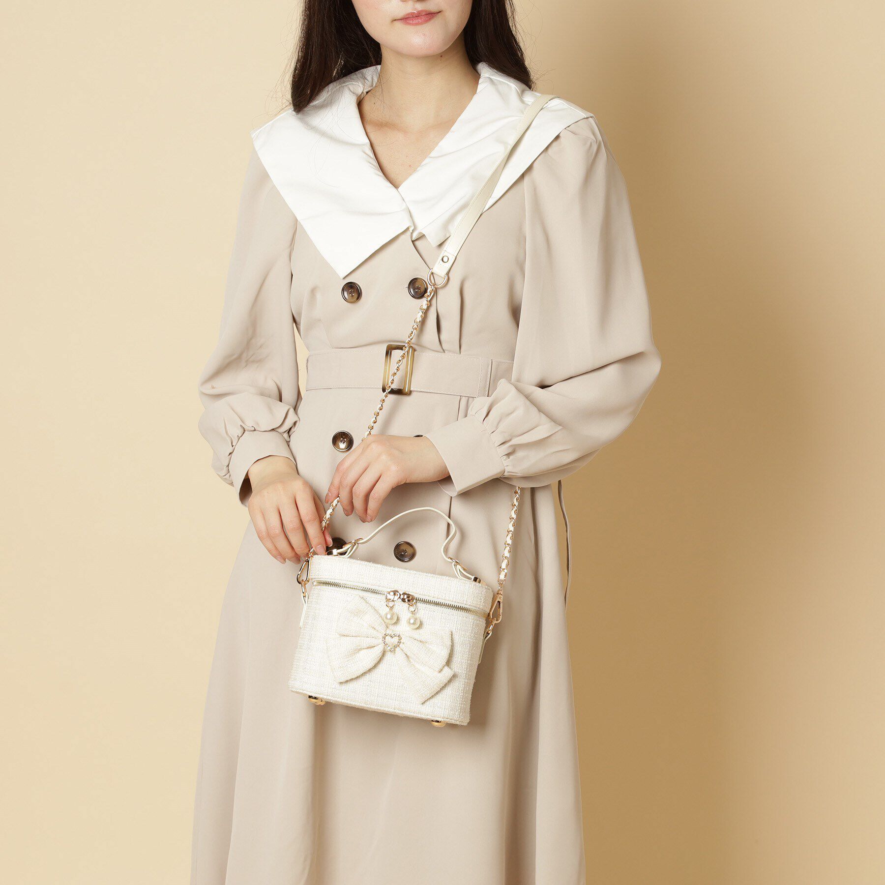 Ober Tashe「リボン付きバニティショルダーバッグ」|ショルダー・メッセンジャー|