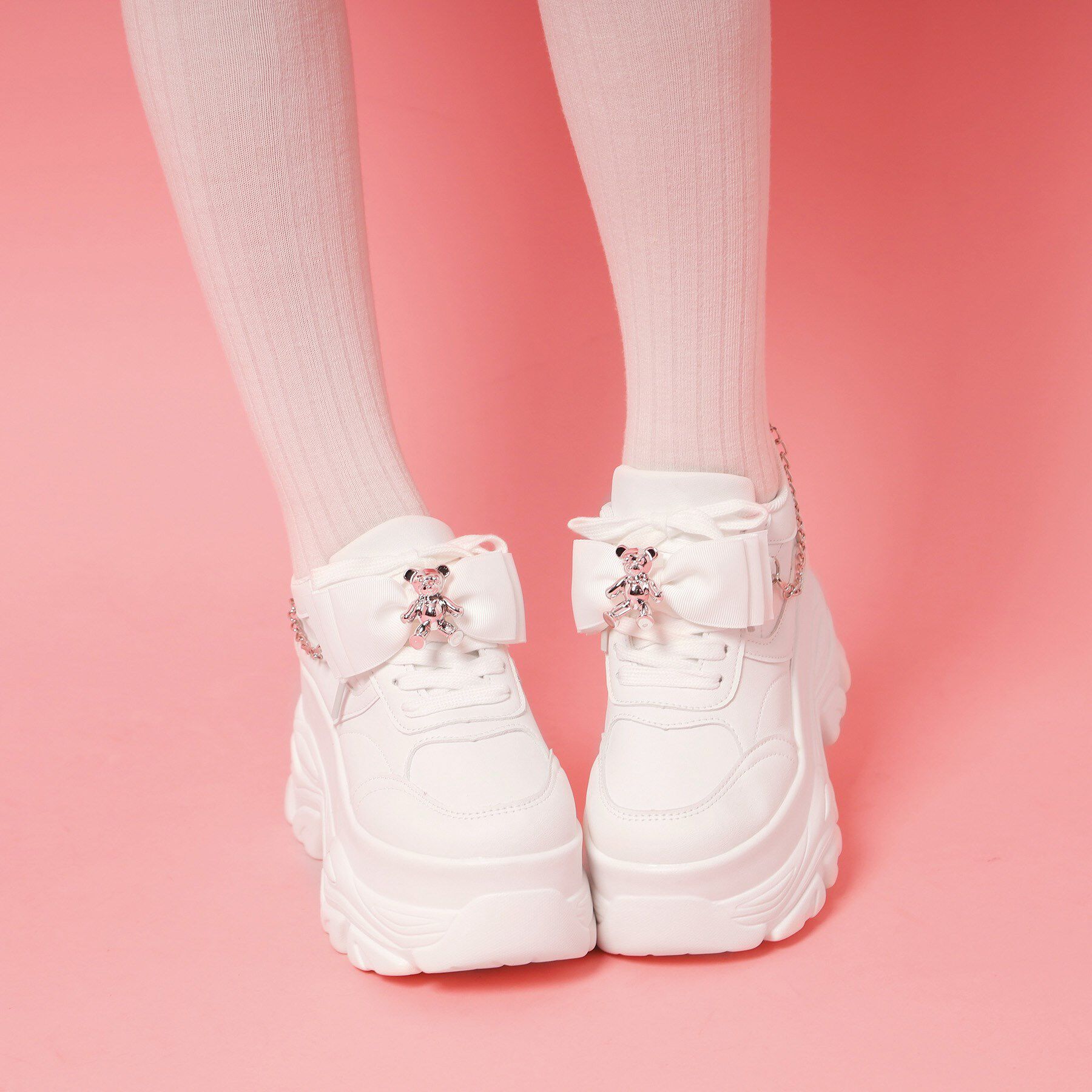 csT&P「クマ&times;チェ―ン付き厚底インヒールスニーカー」|スニーカー|ホワイト(001)