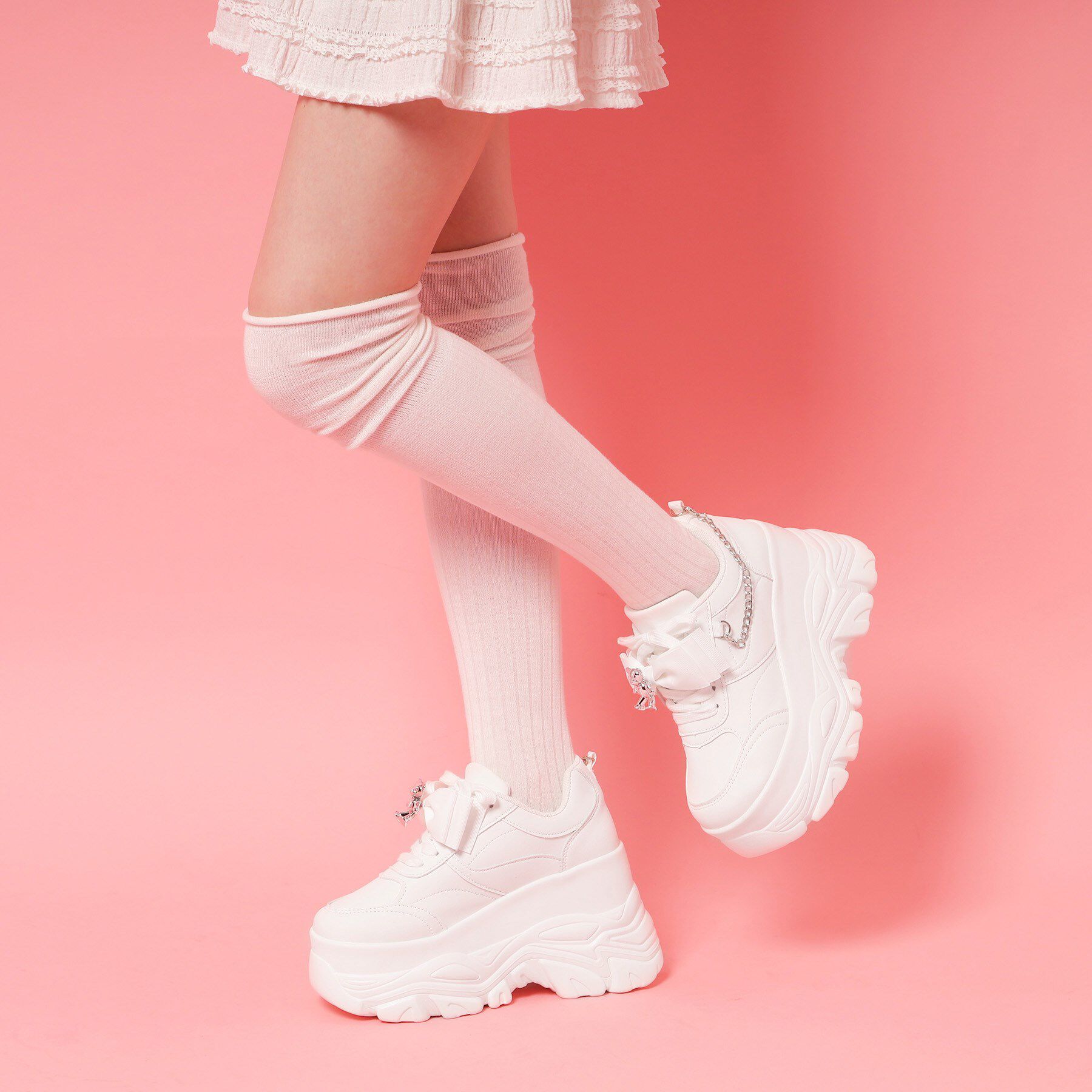 csT&P「クマ&times;チェ―ン付き厚底インヒールスニーカー」|スニーカー|