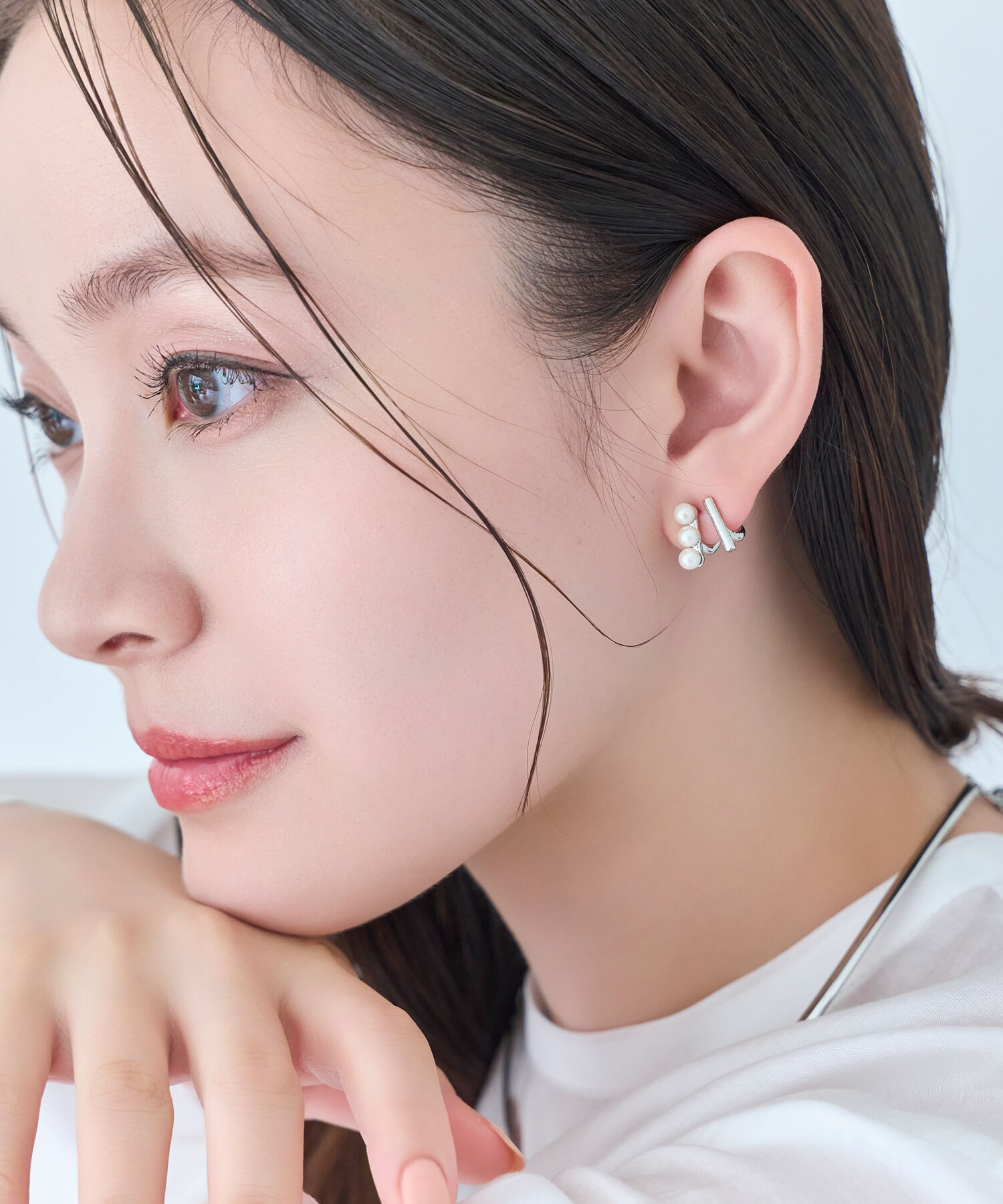 Phoebe「【痛くないシリーズ/金属アレルギー対応】ダブルデコレイトパールライトフィットイヤリング　シルバー」|イヤリング|