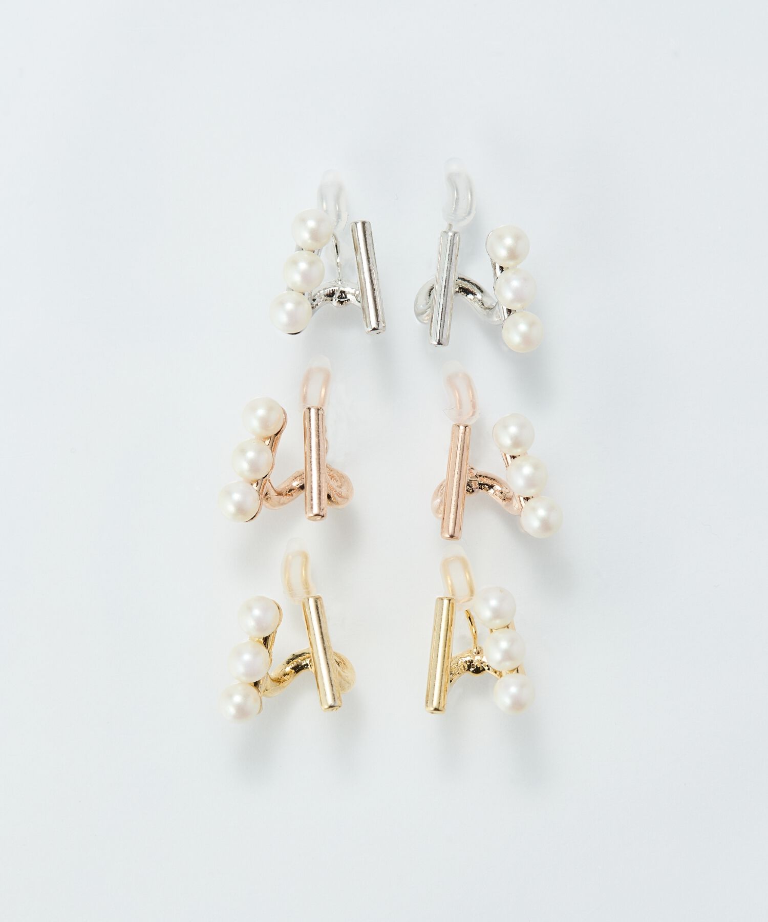 Phoebe「【痛くないシリーズ/金属アレルギー対応】ダブルデコレイトパールライトフィットイヤリング　シルバー」|イヤリング|