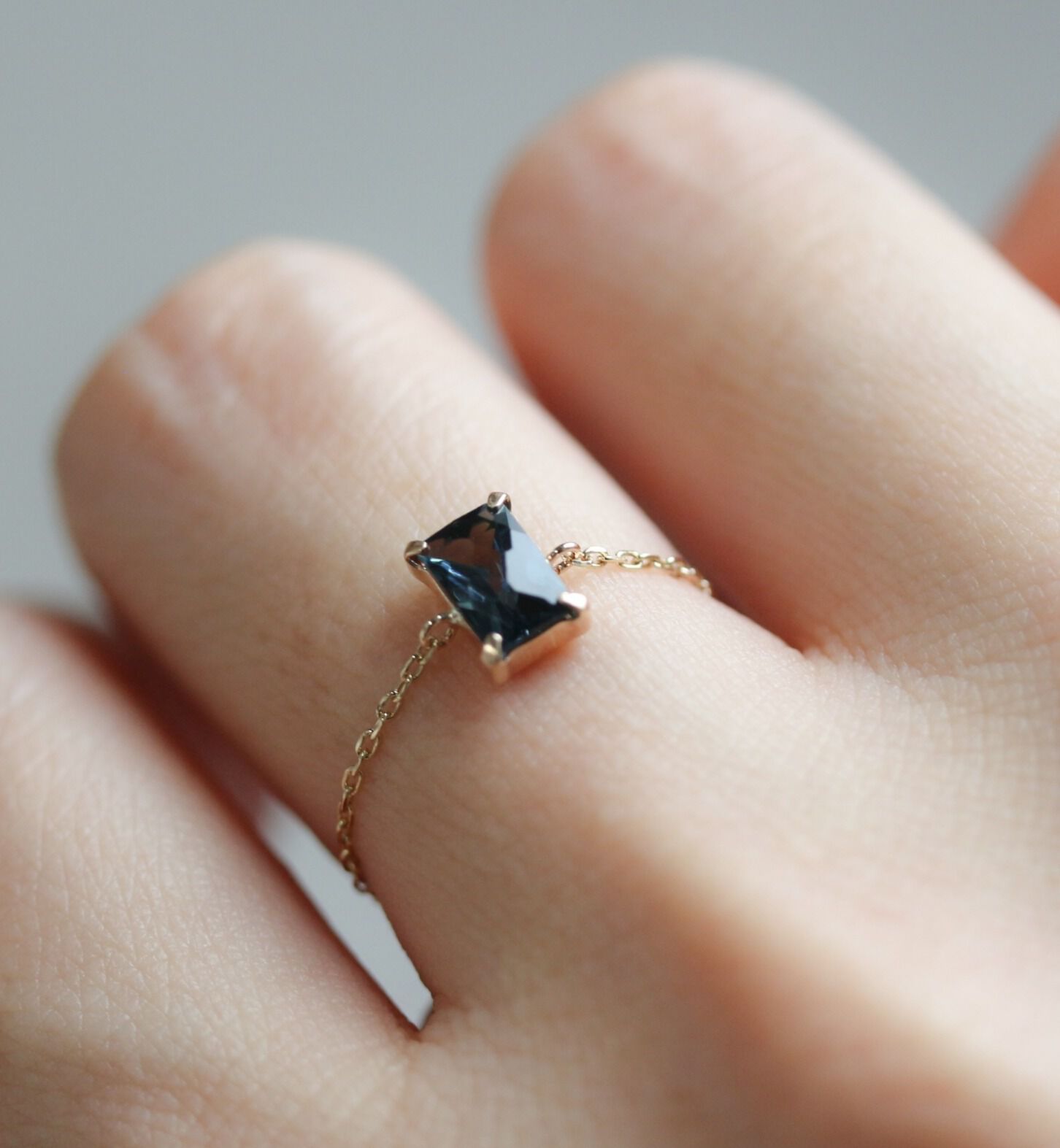  「ロンドンブルートパーズ チェーンリング | K10YG 〈Web限定〉」|リング|K10 イエローゴールド