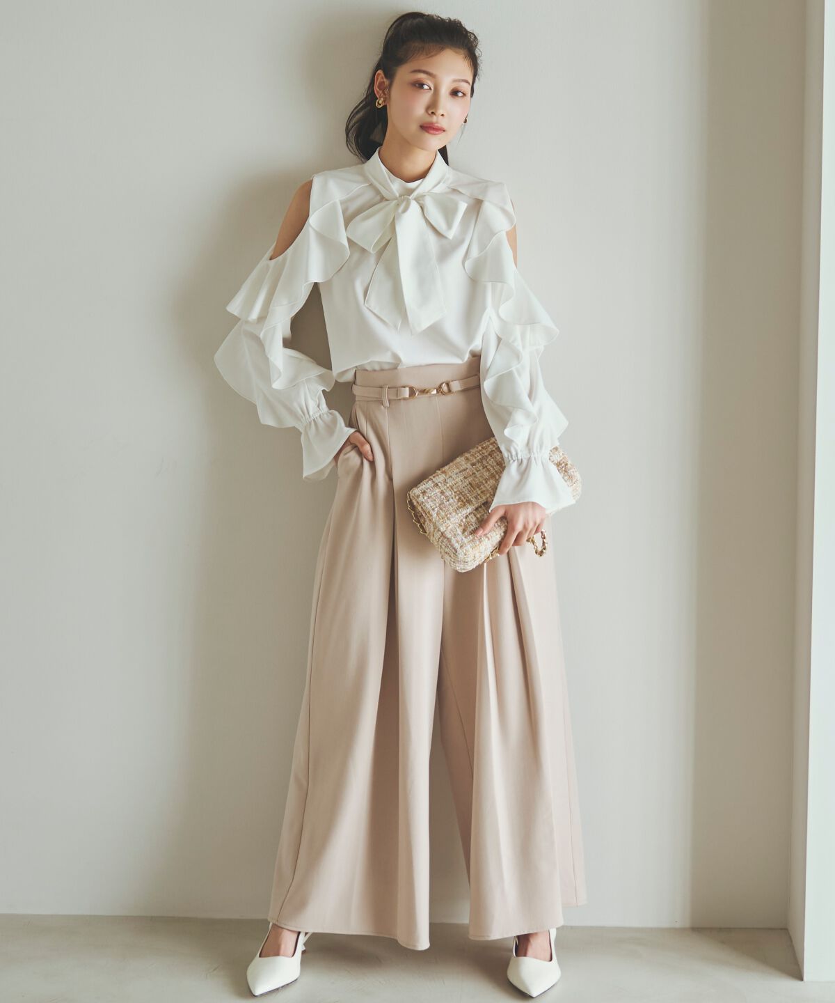 アンドクチュール「ハイウエストタックワイドパンツ」|その他|