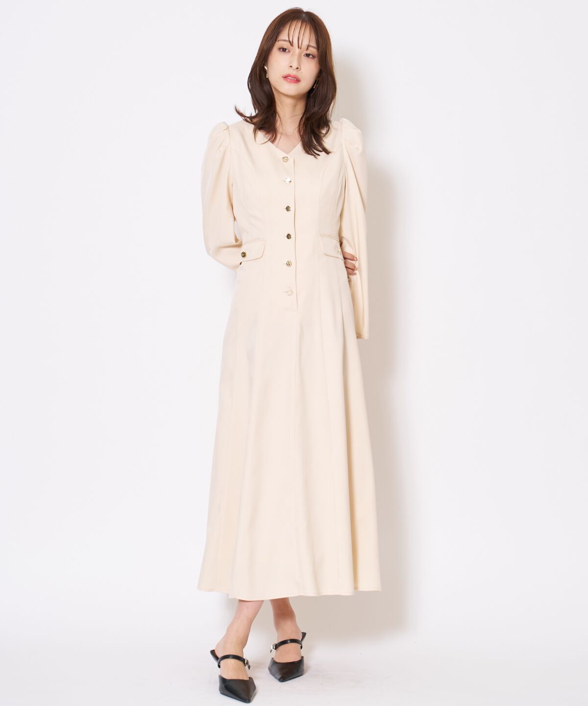 アンドクチュール「Vネックパフスリーブワンピース」|ワンピース|