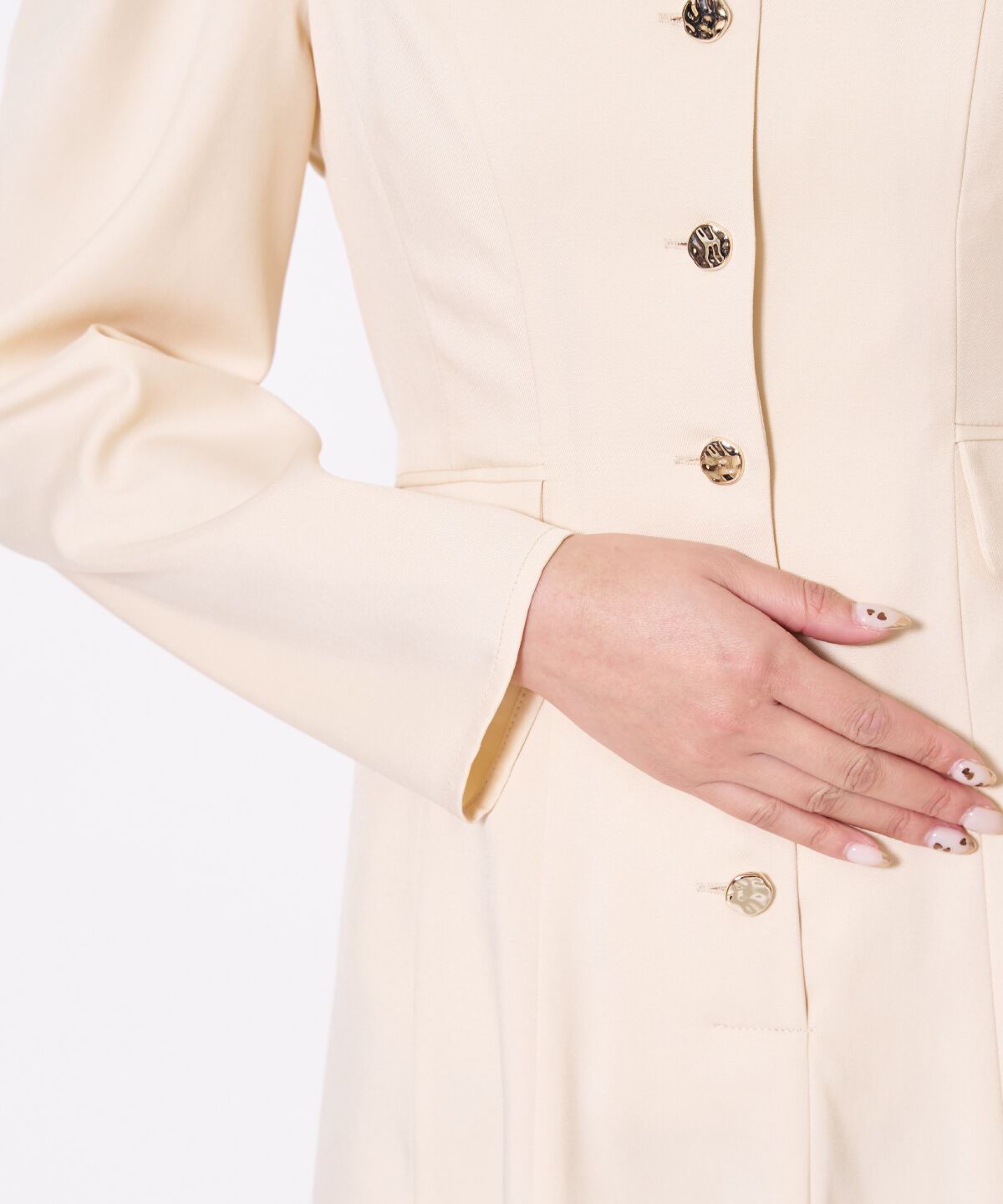 アンドクチュール「Vネックパフスリーブワンピース」|ワンピース|