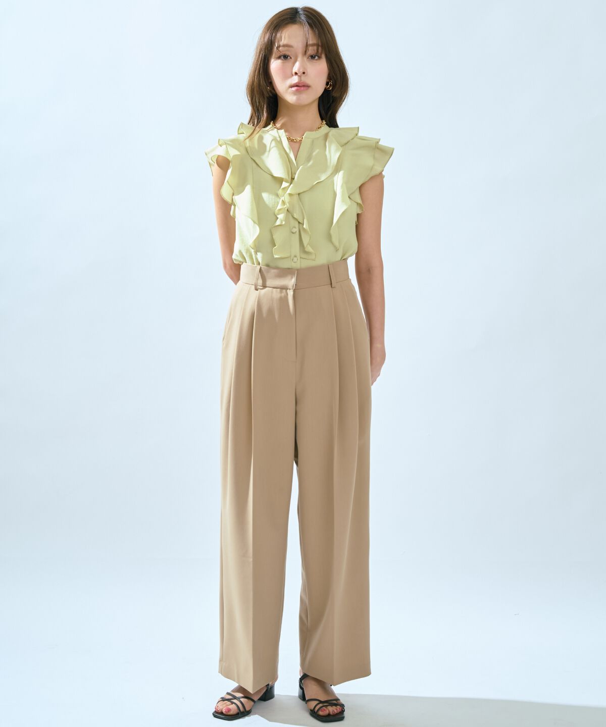 アンドクチュール「フレンチスリーブラッフルブラウス」|シャツ・ブラウス|