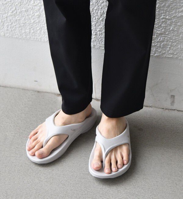 SHIPS any「OOFOS: OOriginal/ウーオリジナル トング リカバリー サンダル 26SS◇」|サンダル|ナチュラル