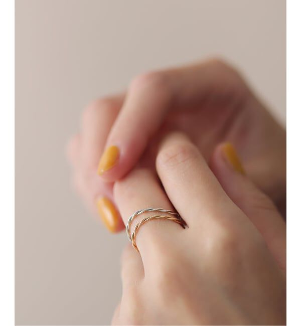 Lilas by Spick&Span「ネジリカーブラインリング K10」|リング|