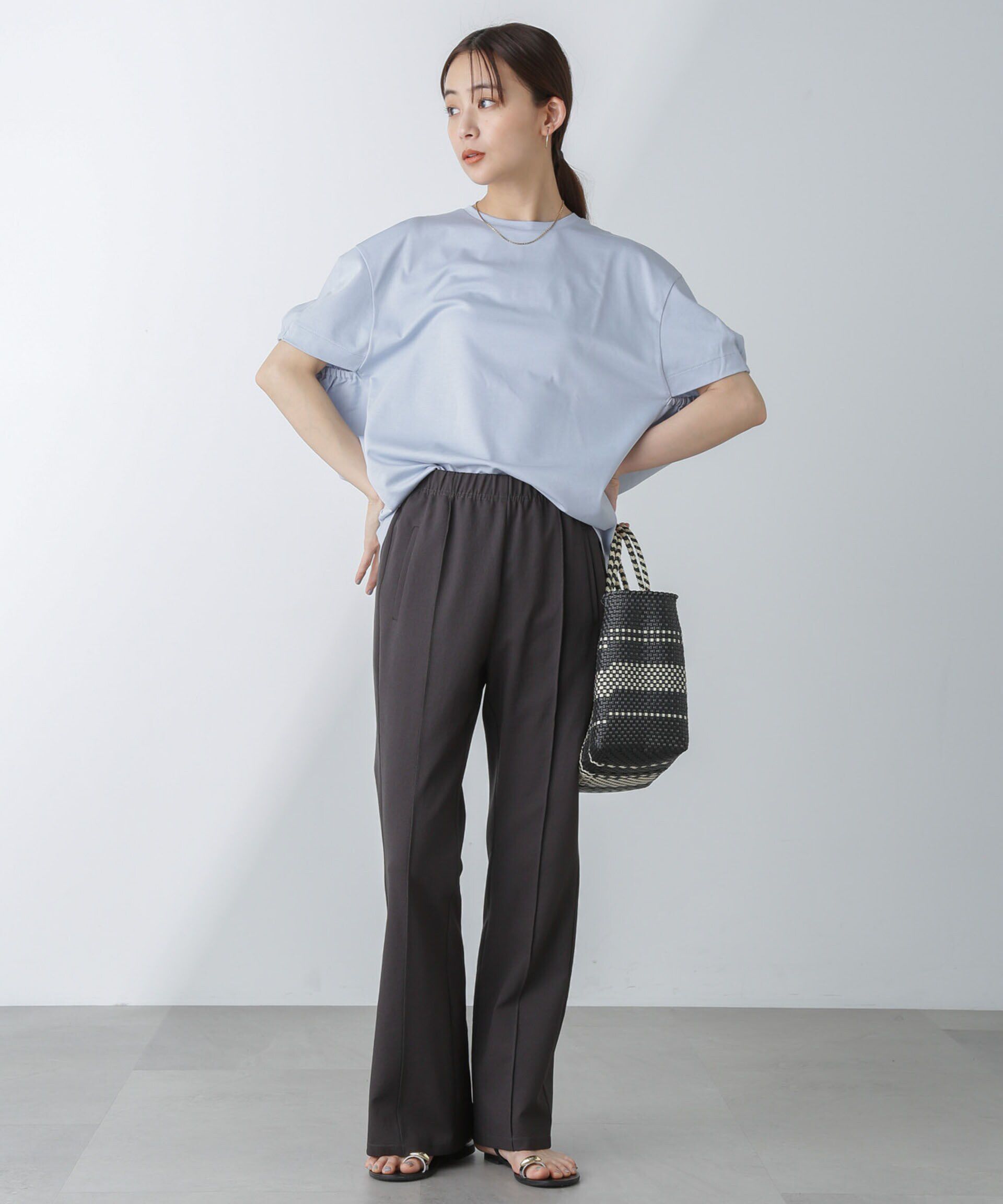 nano･universe「バックスリットトラックパンツ」|チノ|